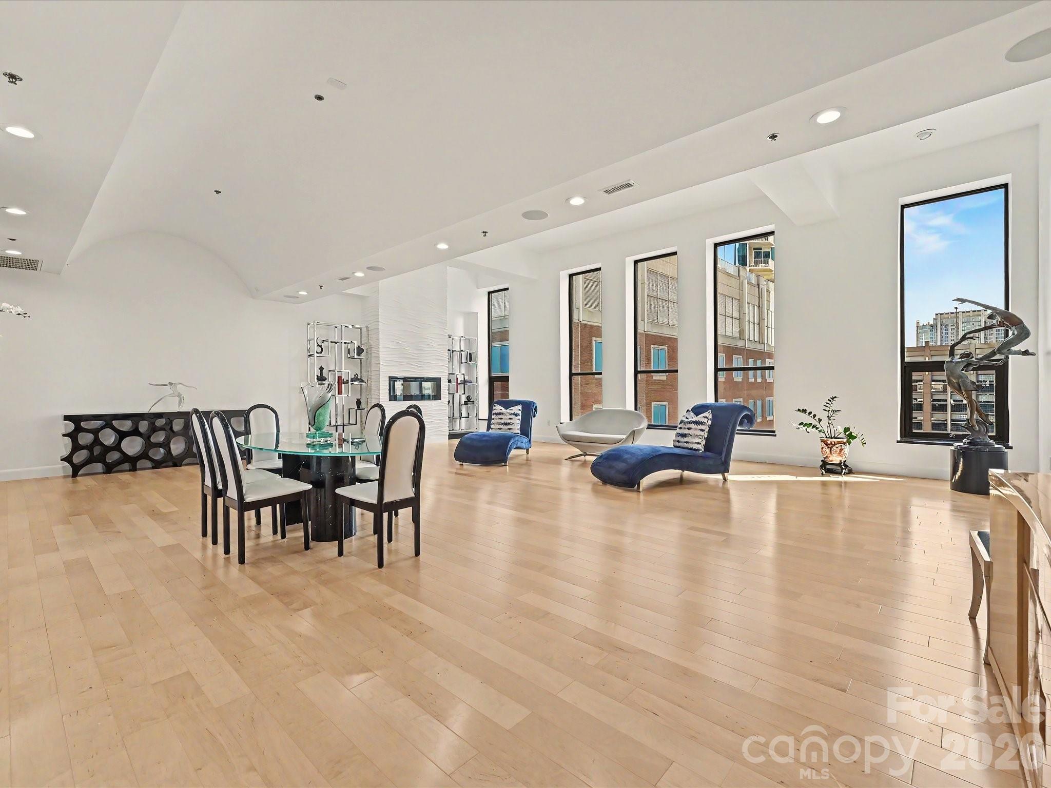 127 N Tryon Street 509 Property Photo 8