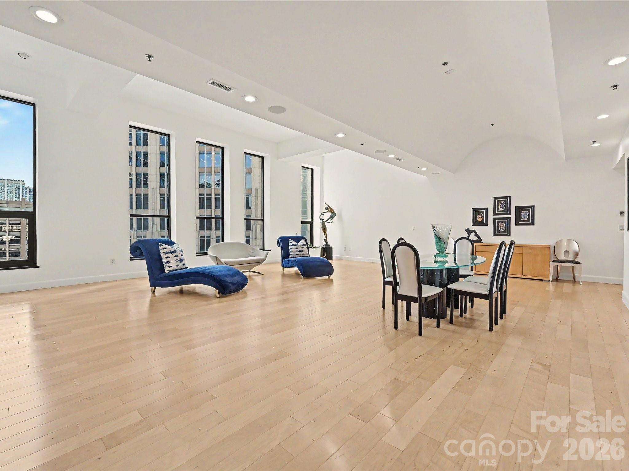 127 N Tryon Street 509 Property Photo 17