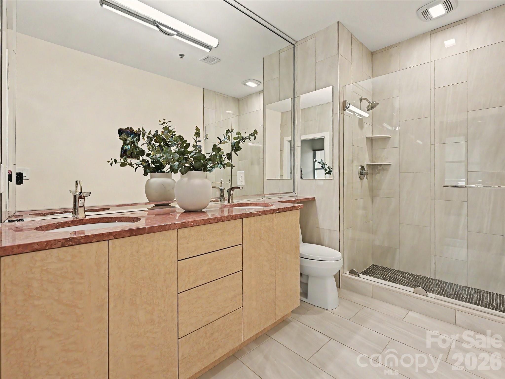 127 N Tryon Street 509 Property Photo 27
