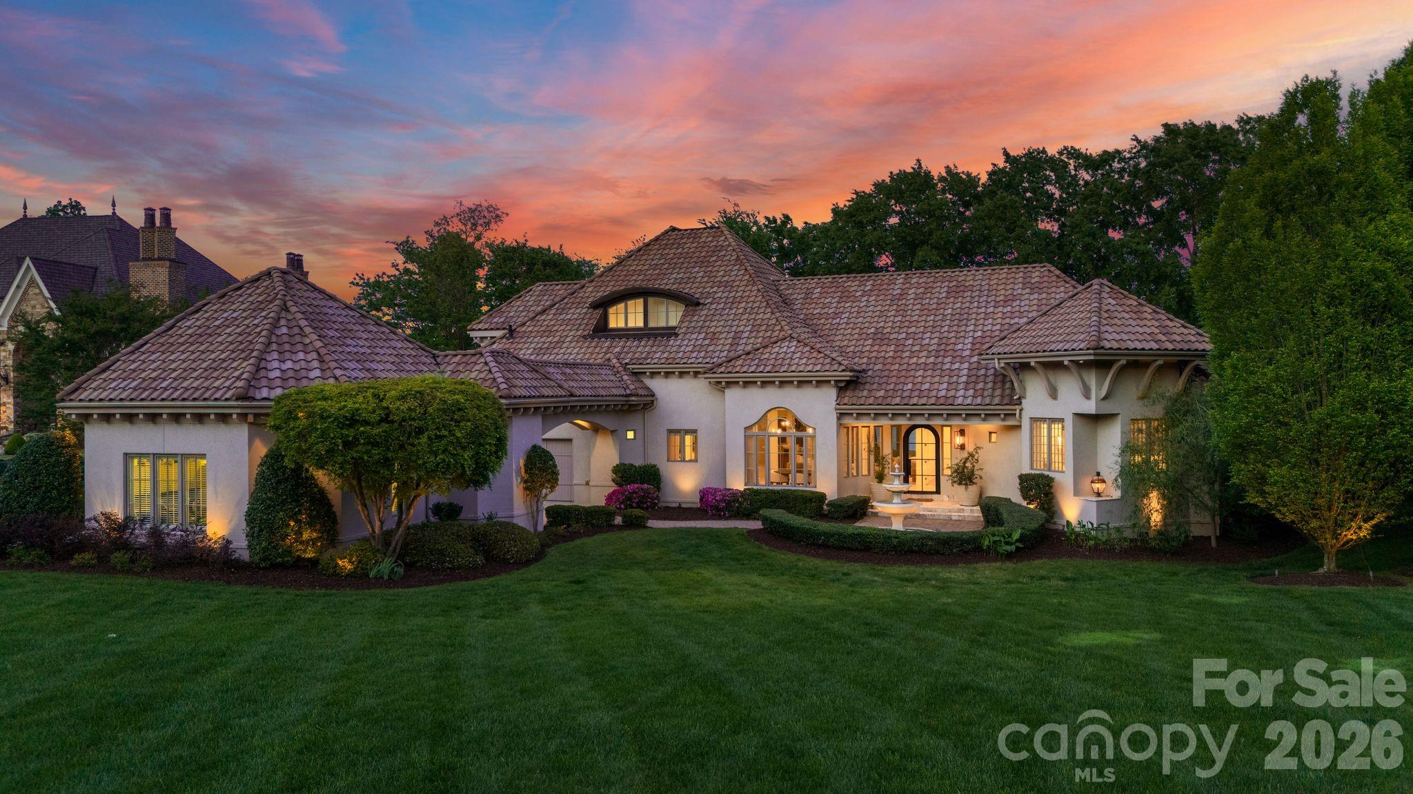 215 Milford Circle Property Photo 1