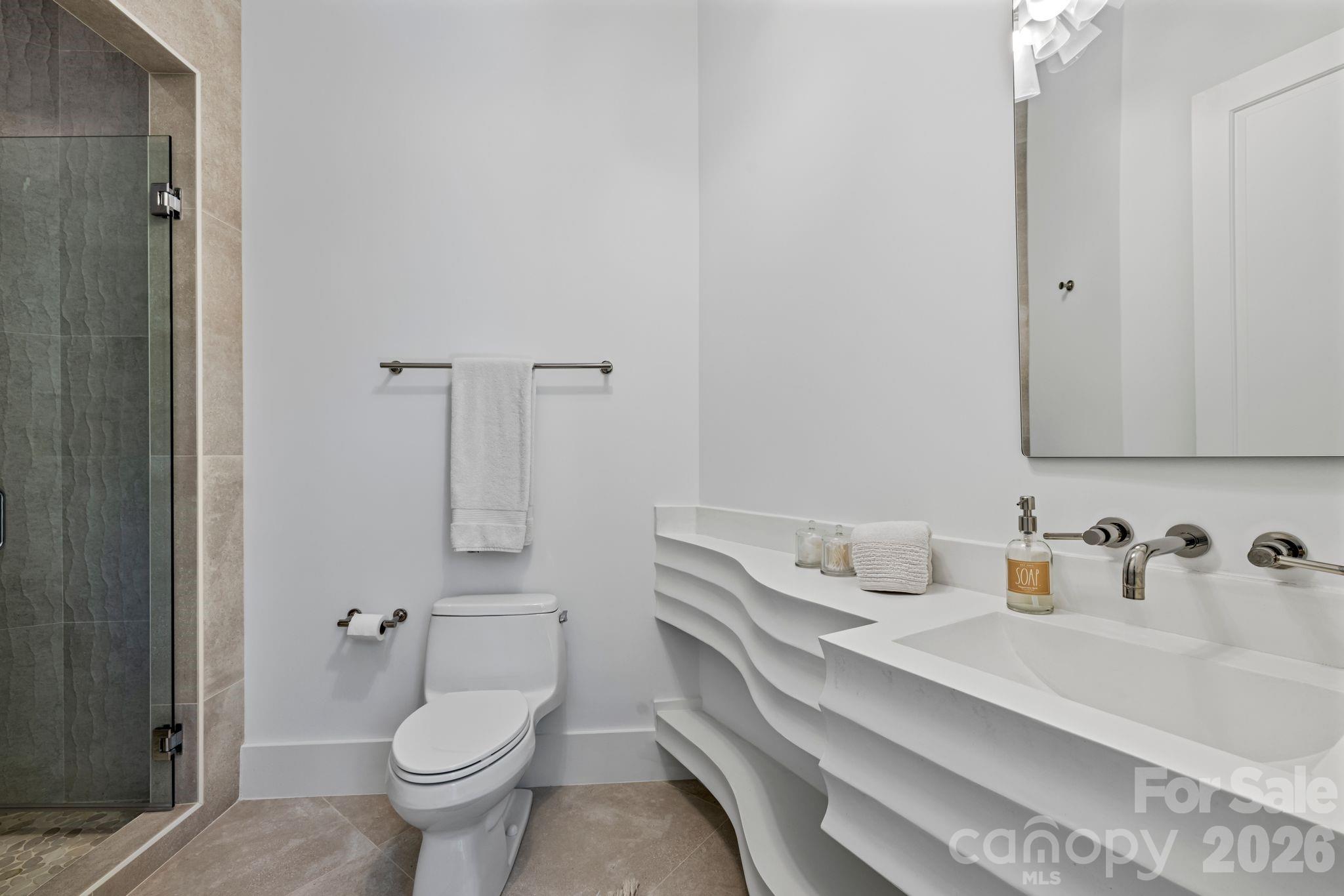 215 Milford Circle Property Photo 26