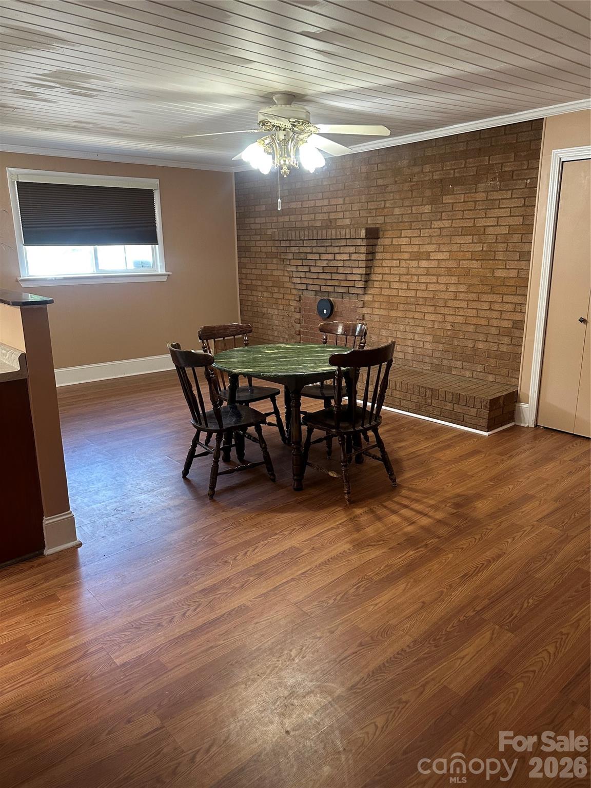 1407 N College Avenue Property Photo 9