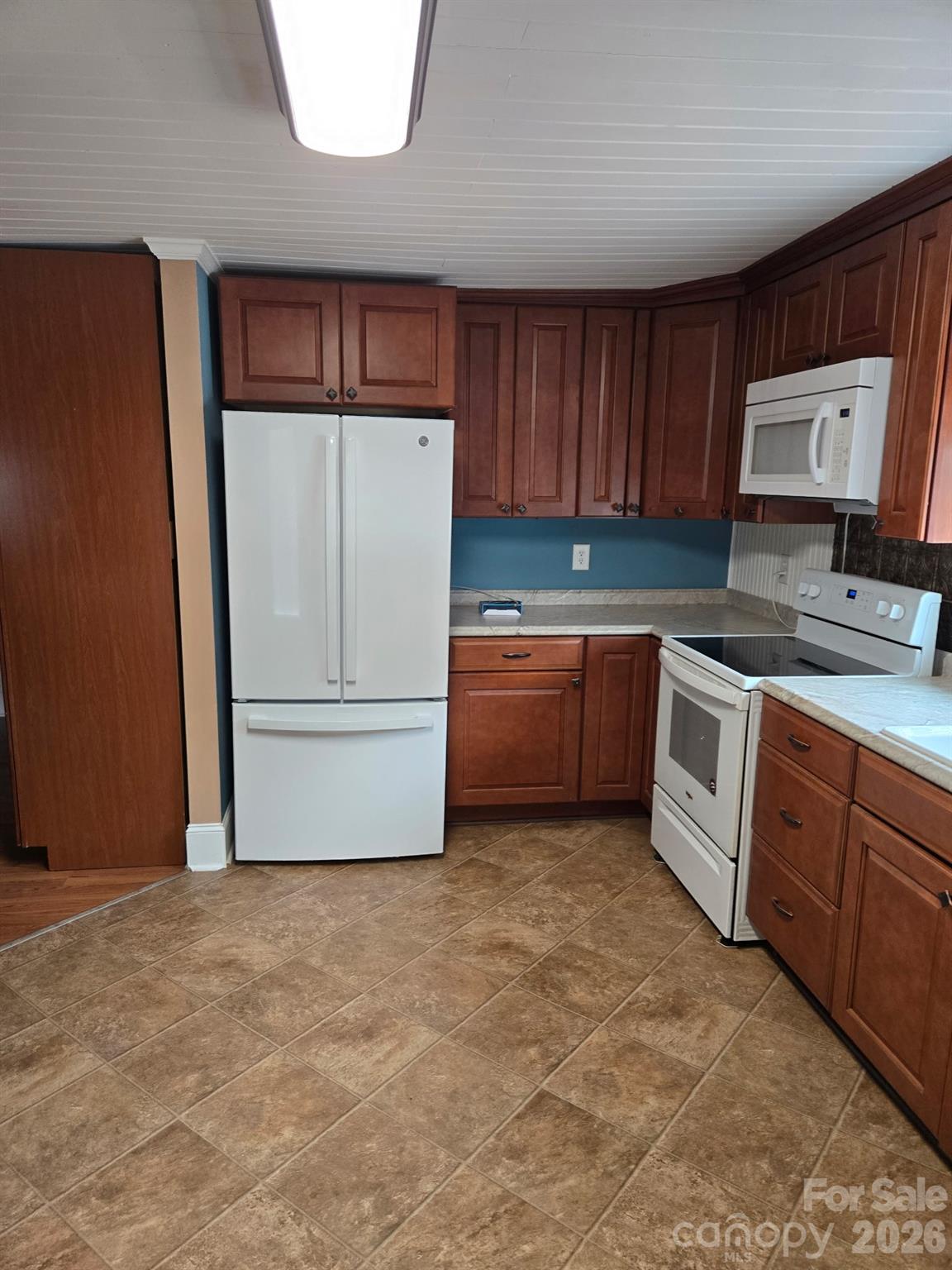 1407 N College Avenue Property Photo 21