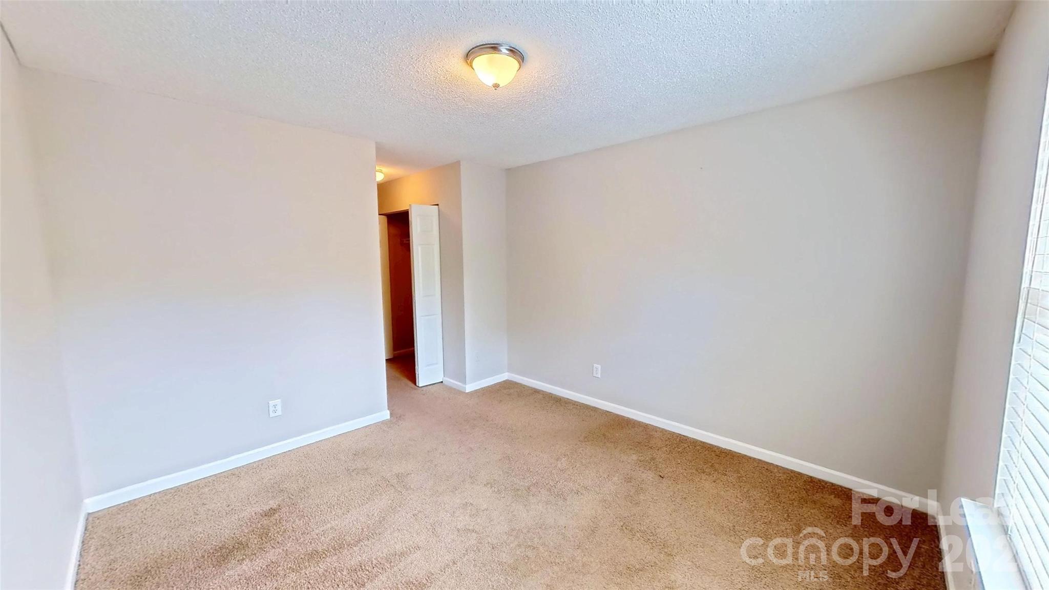 2205 Cigar Court Property Photo 9