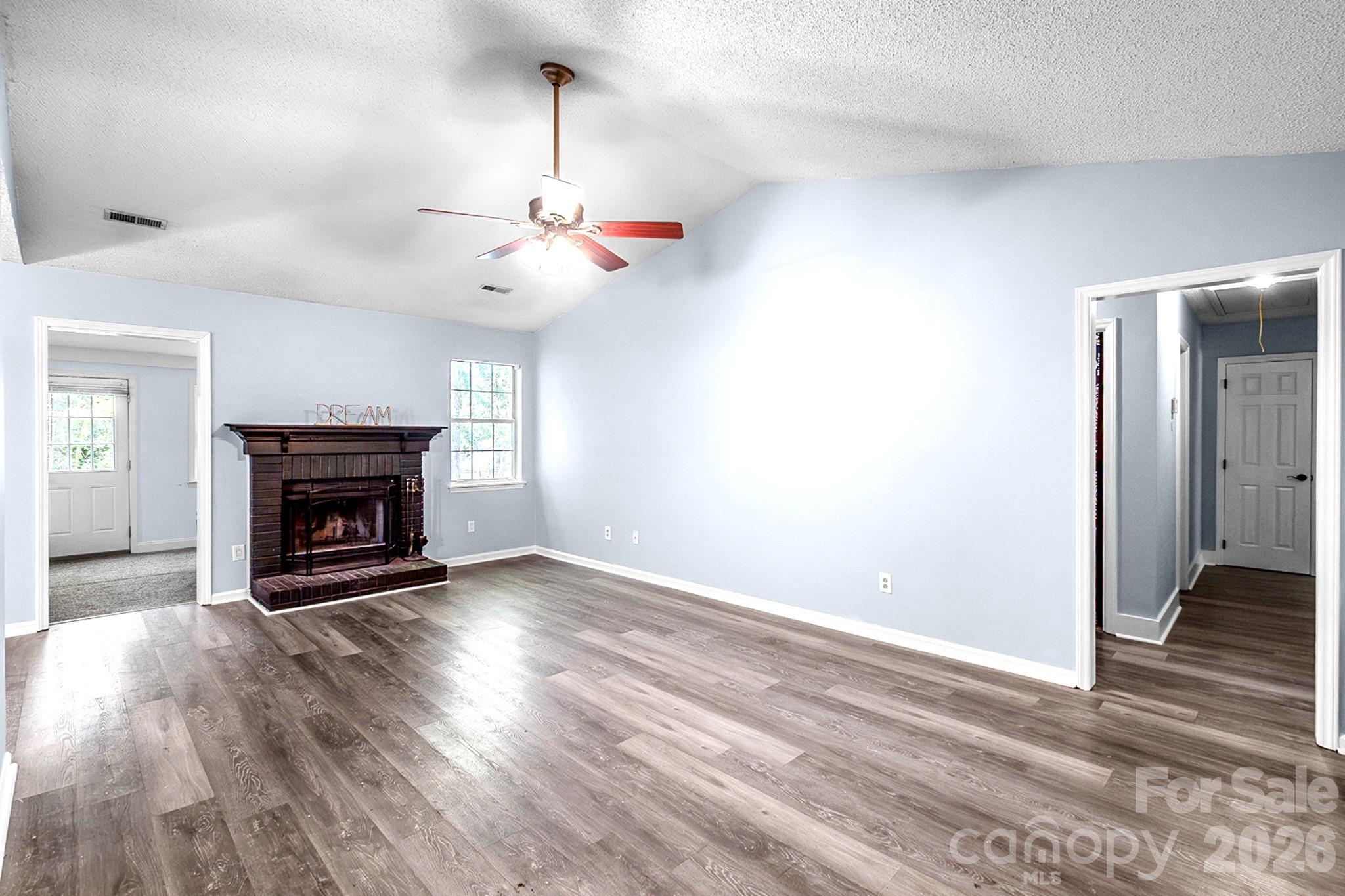 13615 Wildiris Court Property Photo 3
