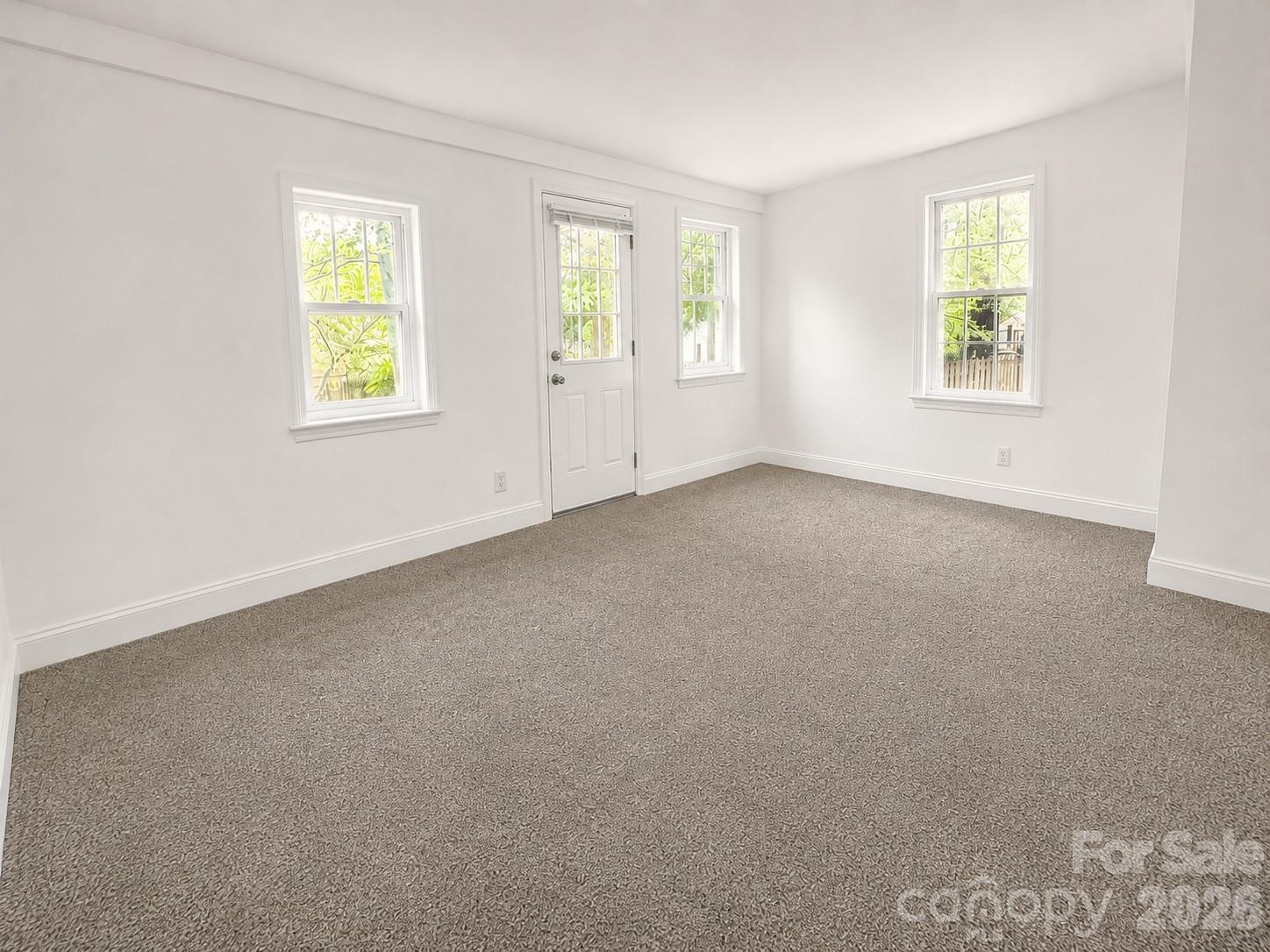 13615 Wildiris Court Property Photo 10