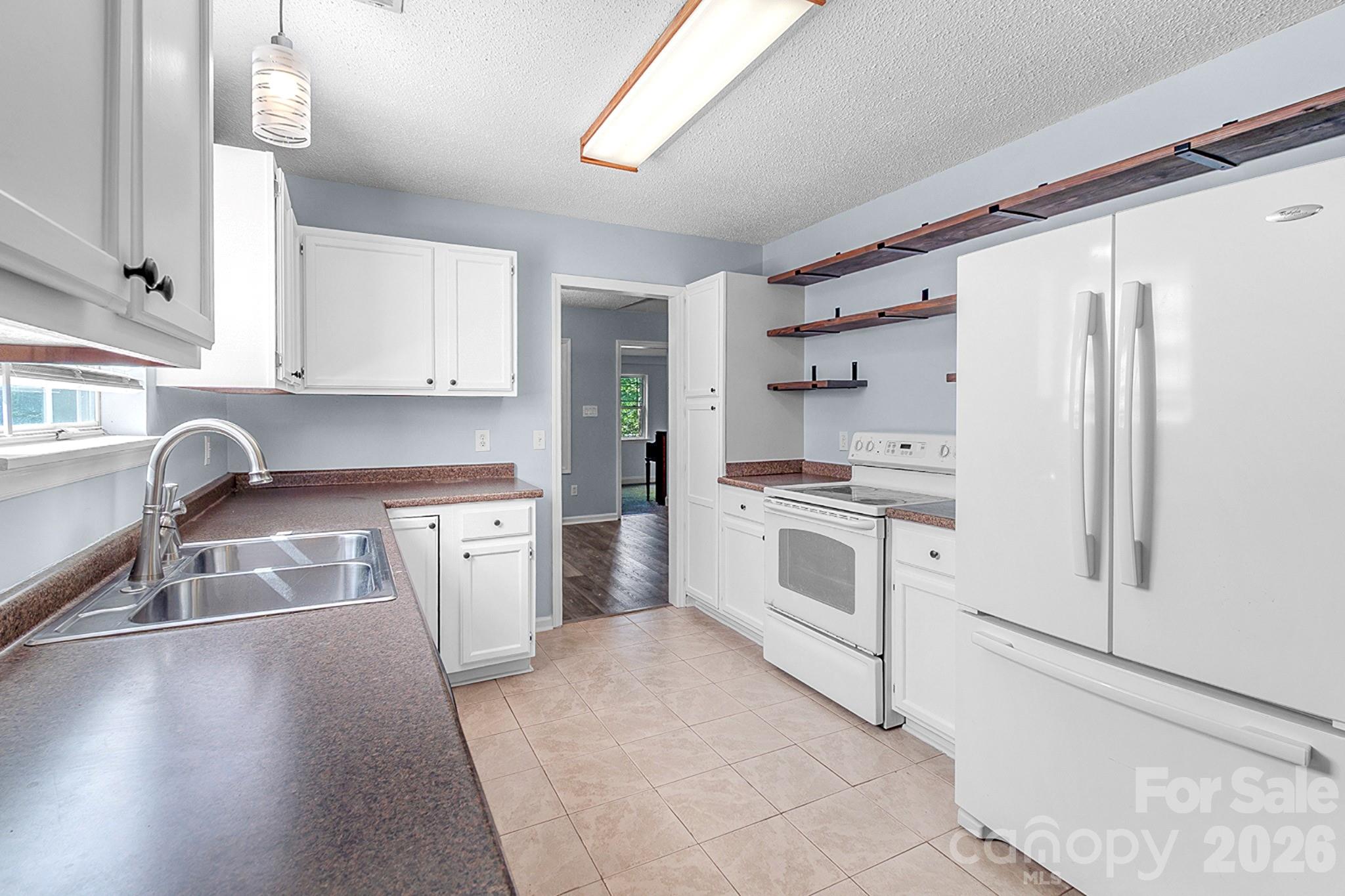 13615 Wildiris Court Property Photo 12