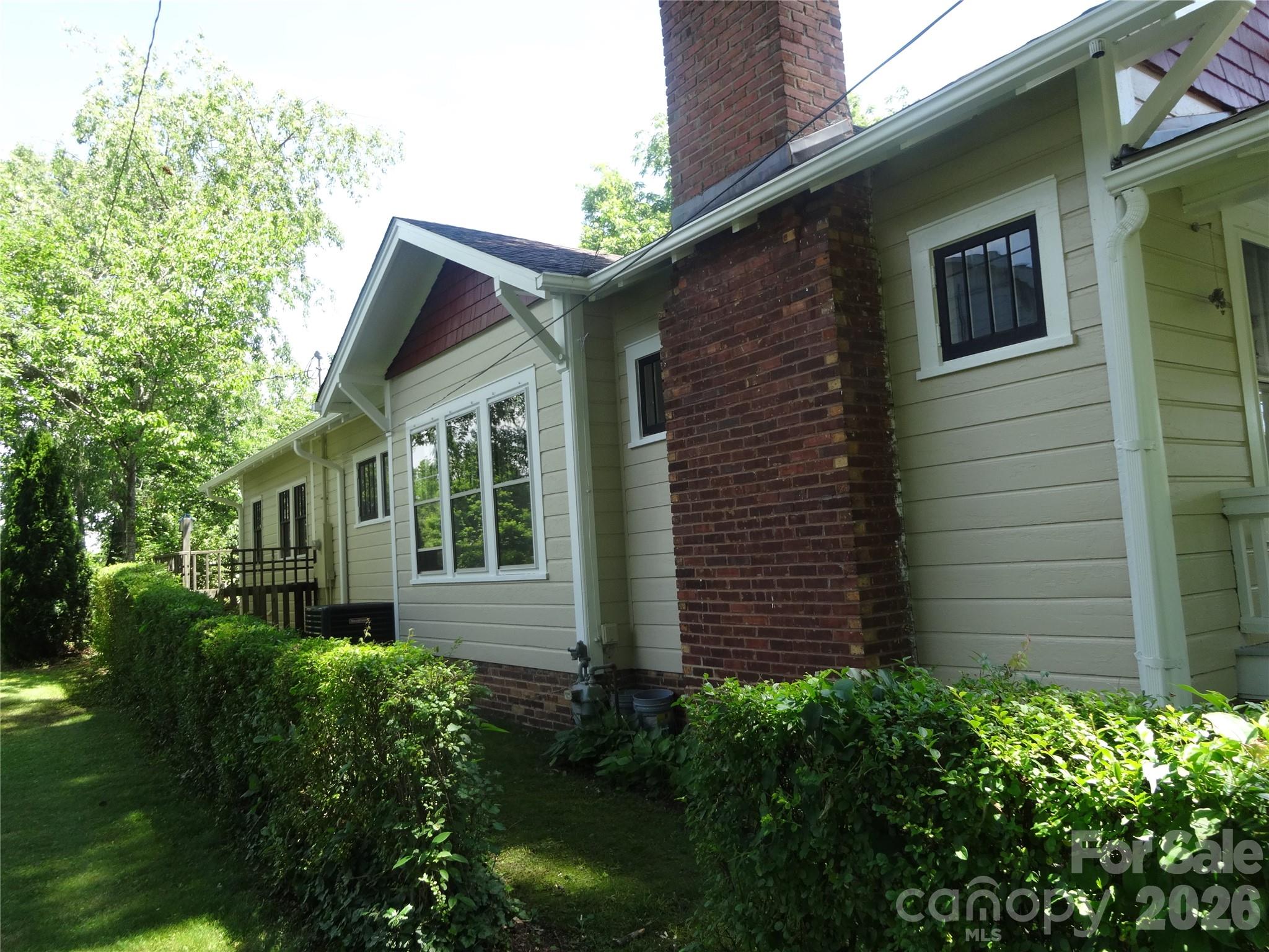 33 Church Street Property Photo 5