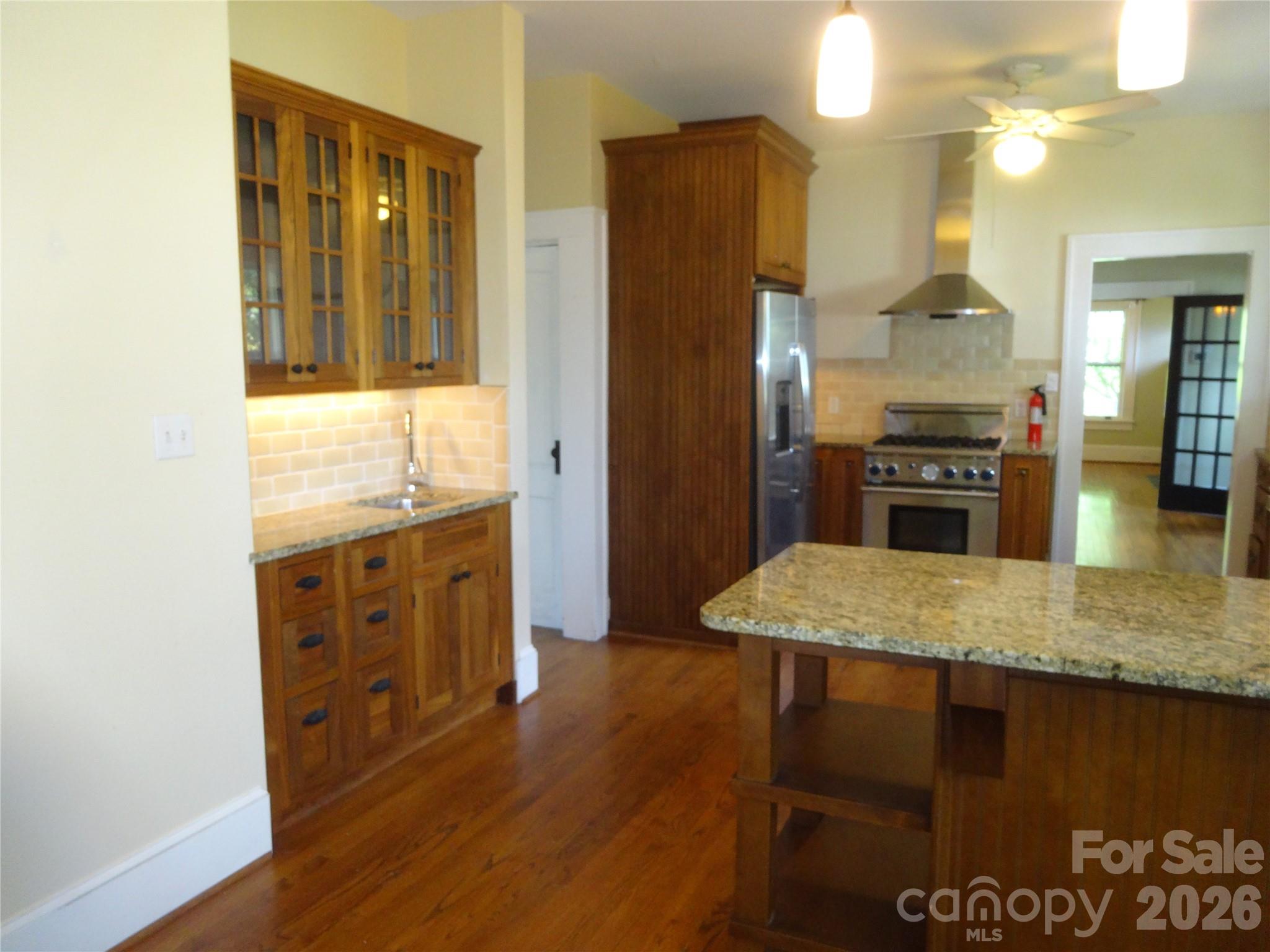 33 Church Street Property Photo 14