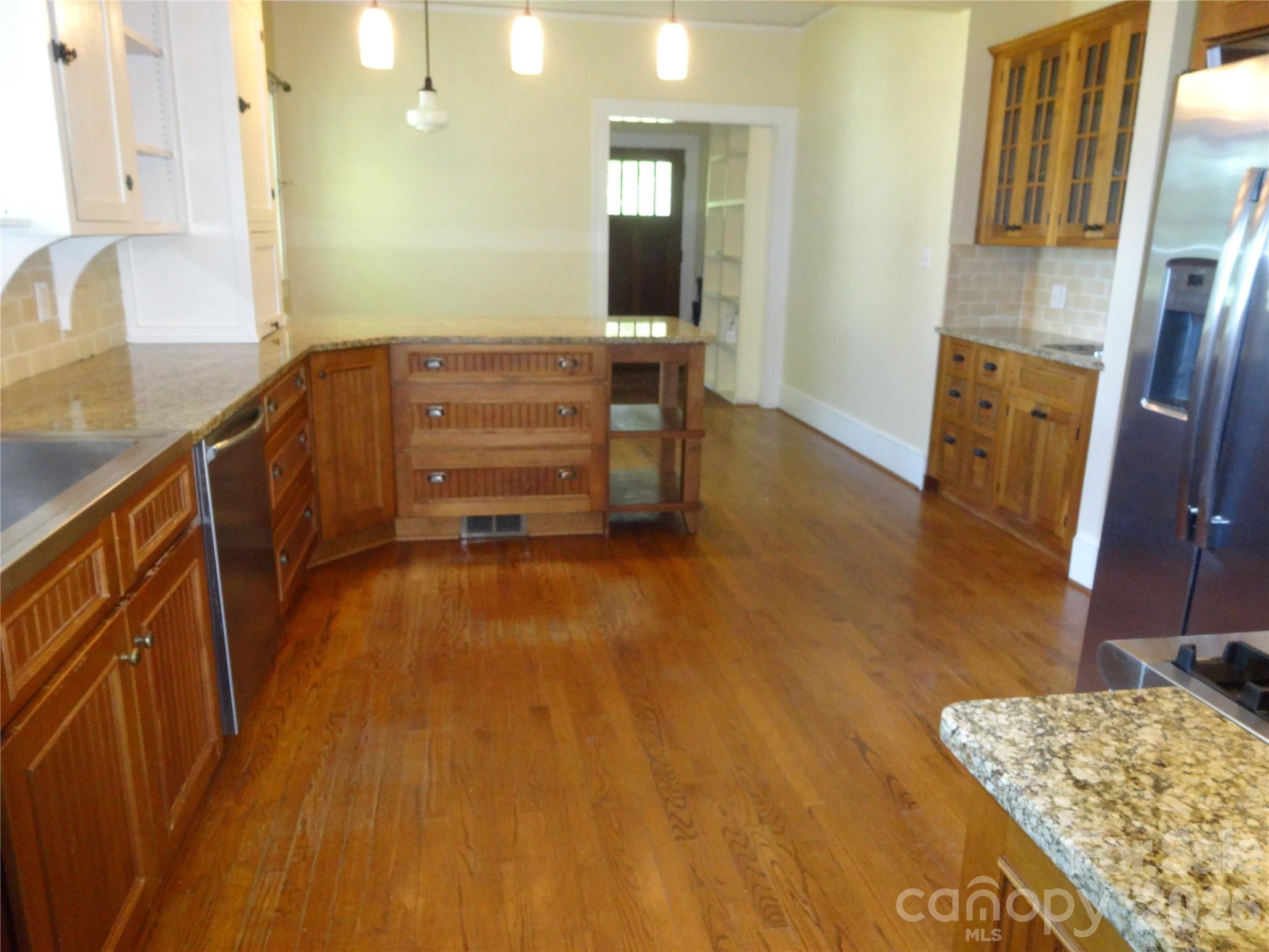 33 Church Street Property Photo 15