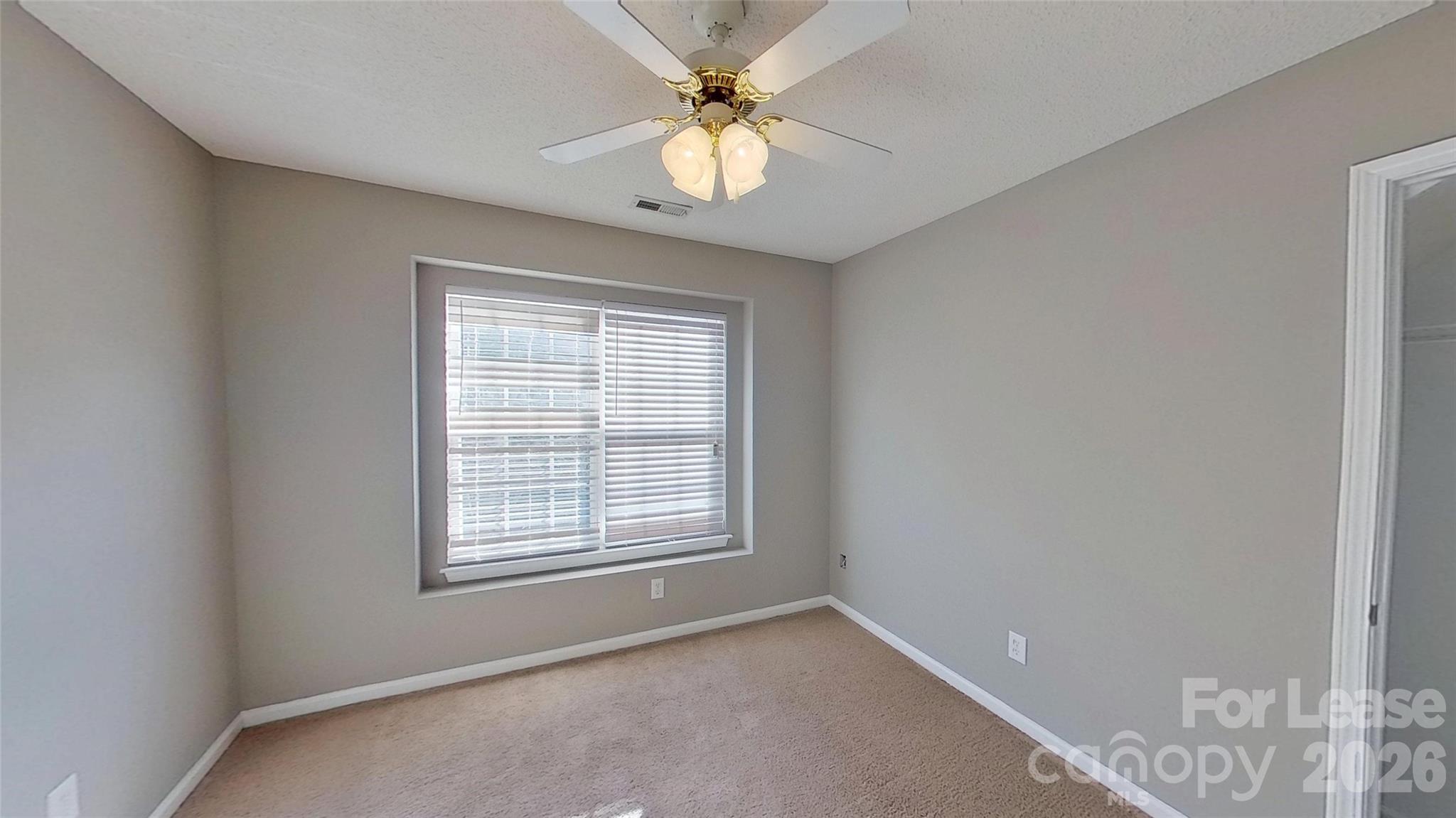 7236 Rock Island Road Property Photo 6