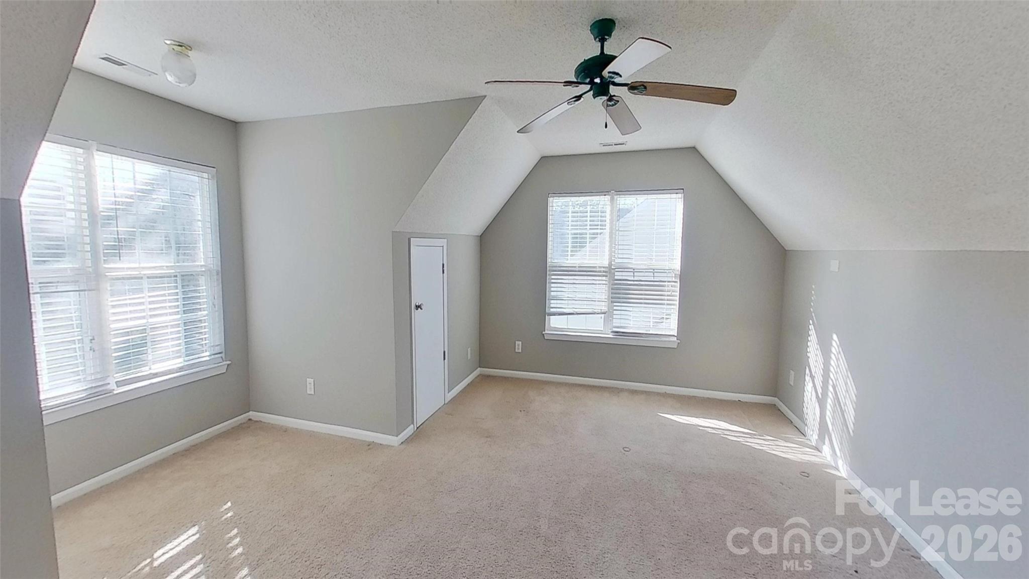 7236 Rock Island Road Property Photo 10