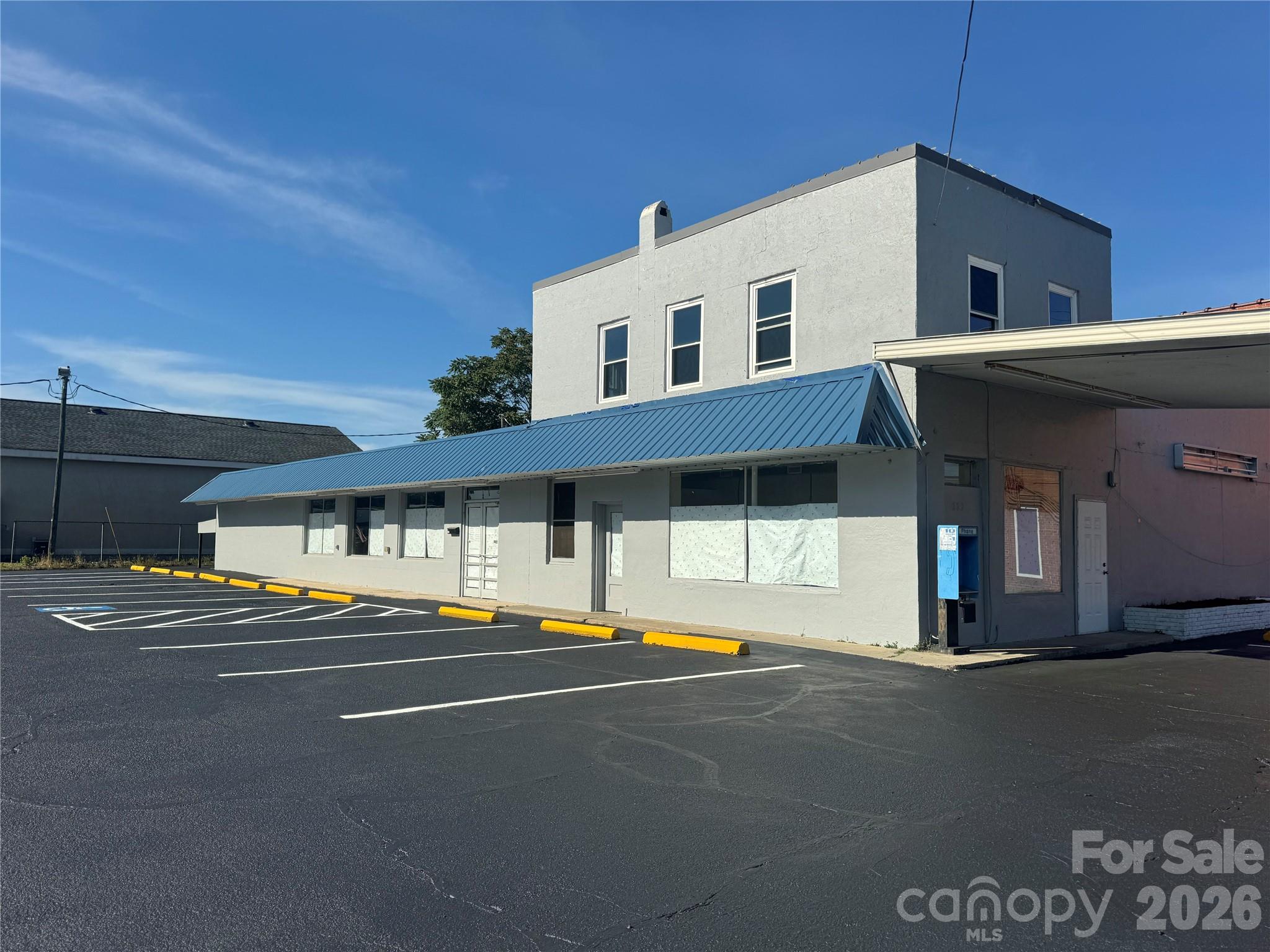 222 W Mcgregor Street Property Photo 1