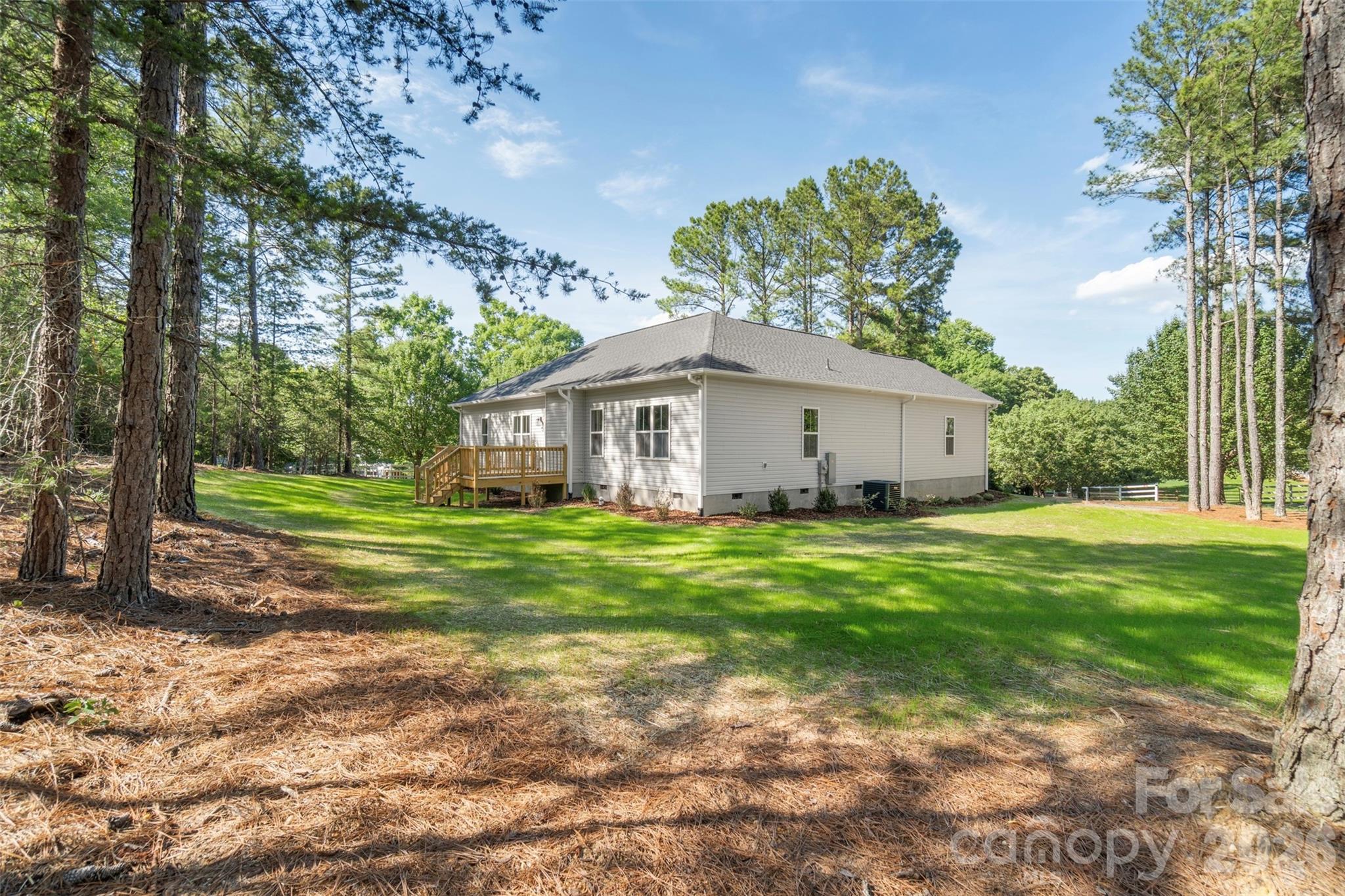 185 Shagbark Court Property Photo 6
