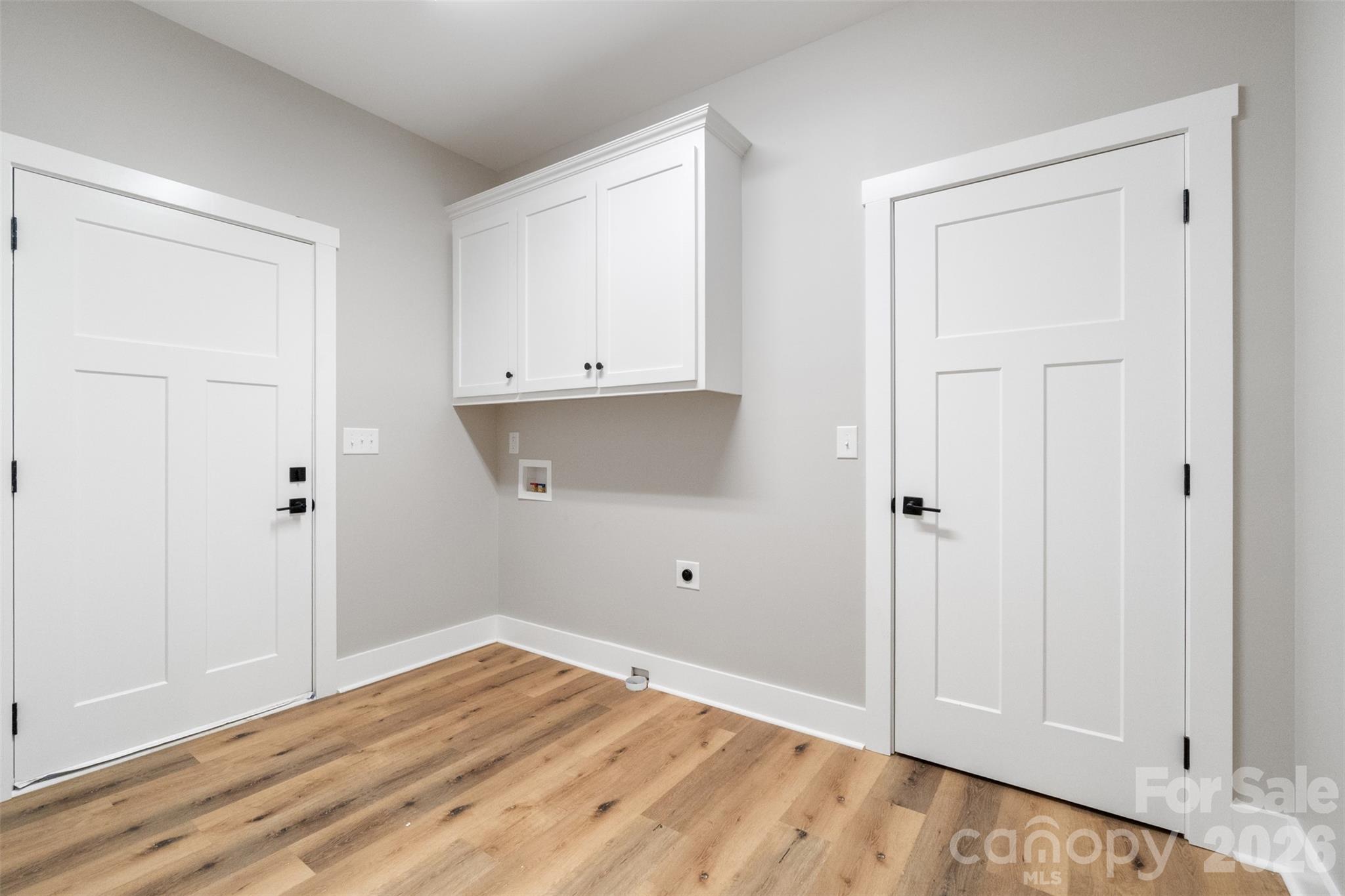185 Shagbark Court Property Photo 17