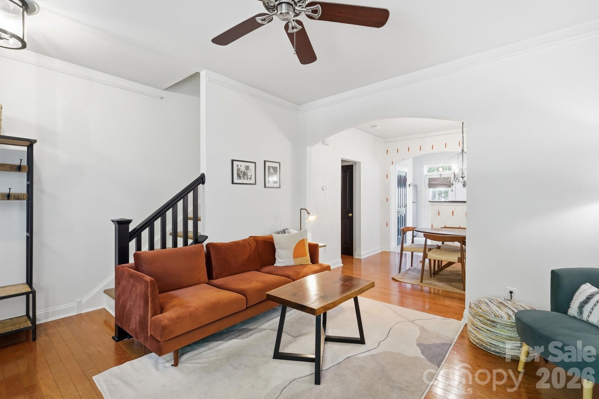 306 Elis Way Property Photo 6