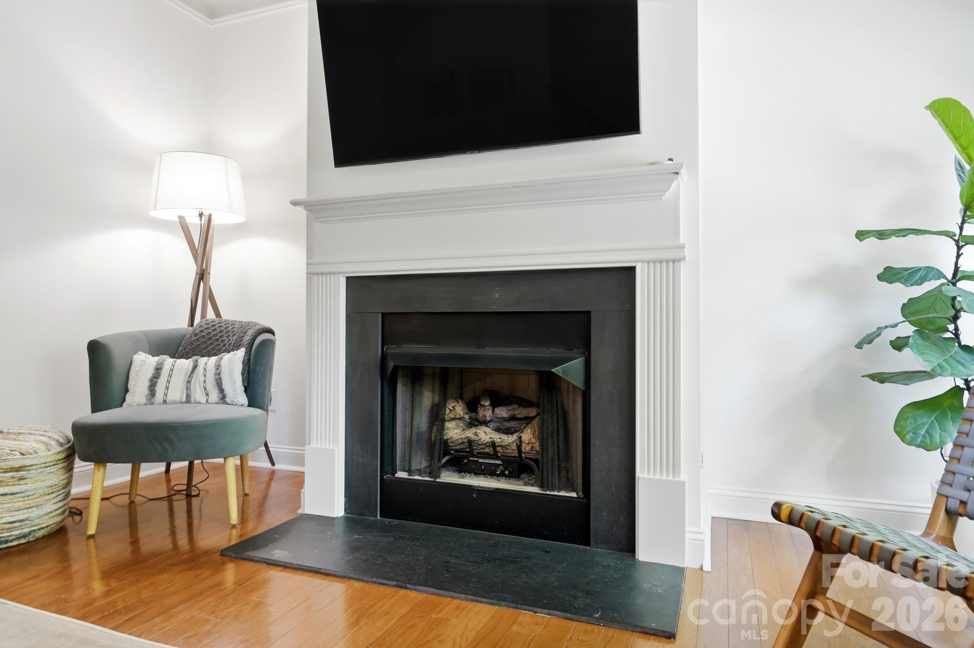 306 Elis Way Property Photo 7