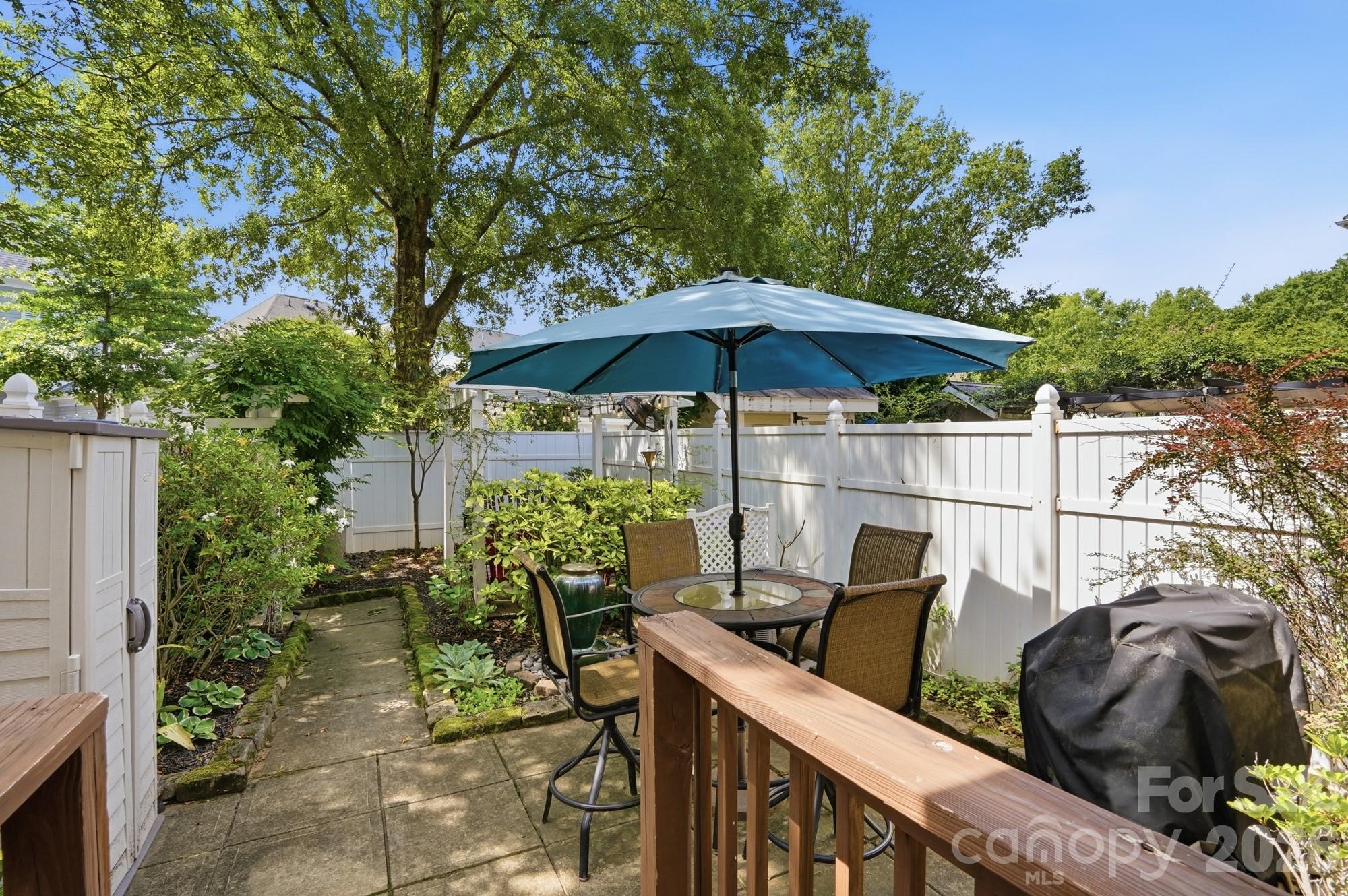 306 Elis Way Property Photo 29