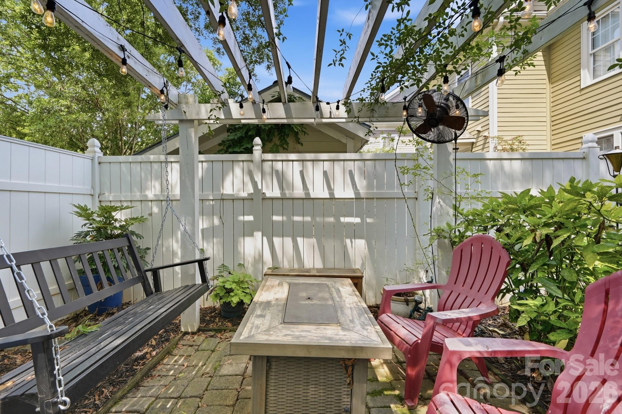 306 Elis Way Property Photo 34