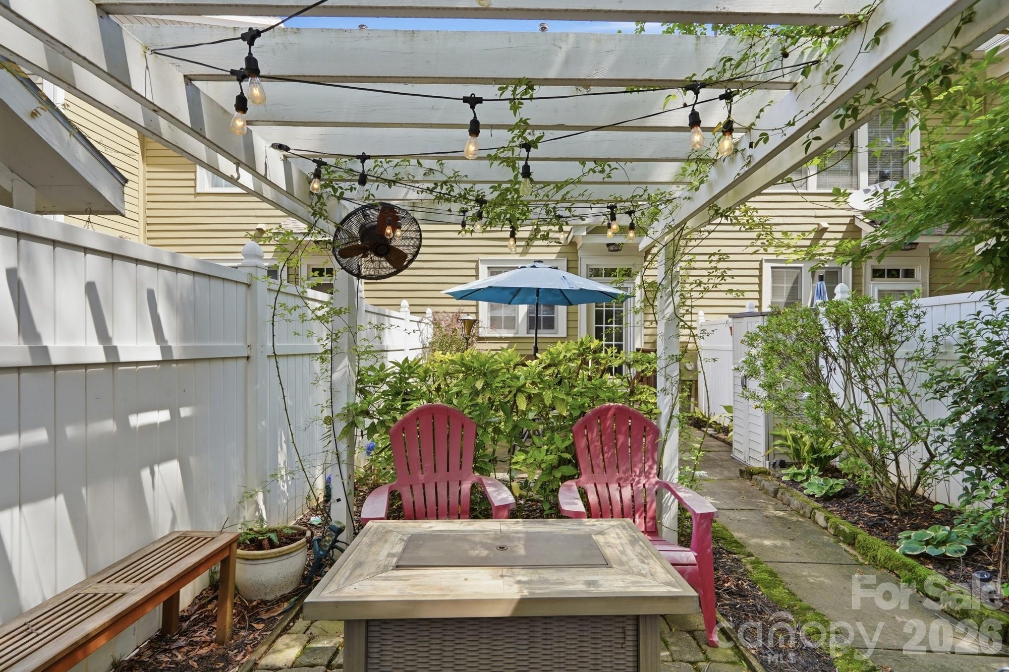 306 Elis Way Property Photo 36