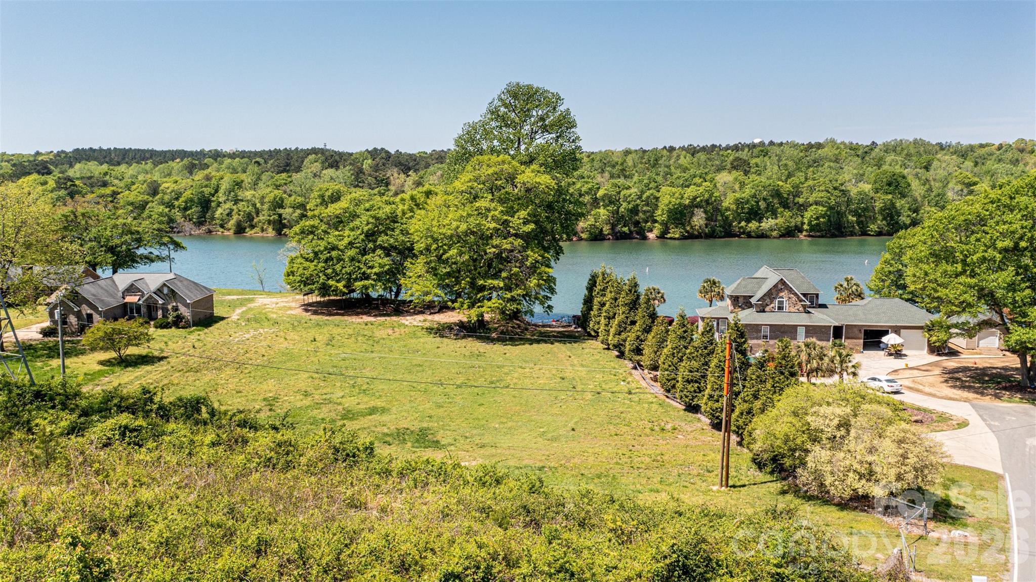 1404 Hart Road Property Photo 4