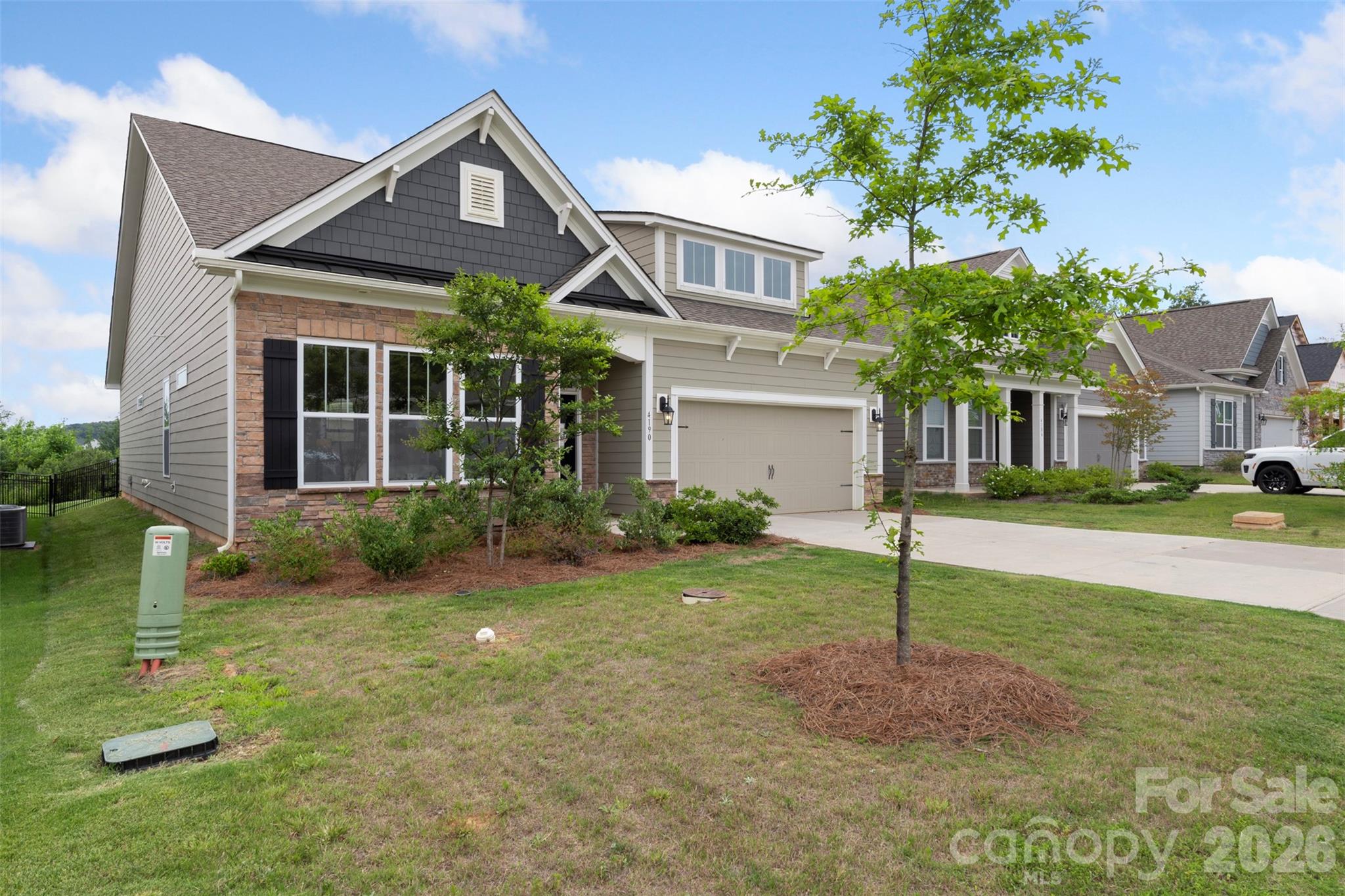4190 Millstream Road Property Photo 6