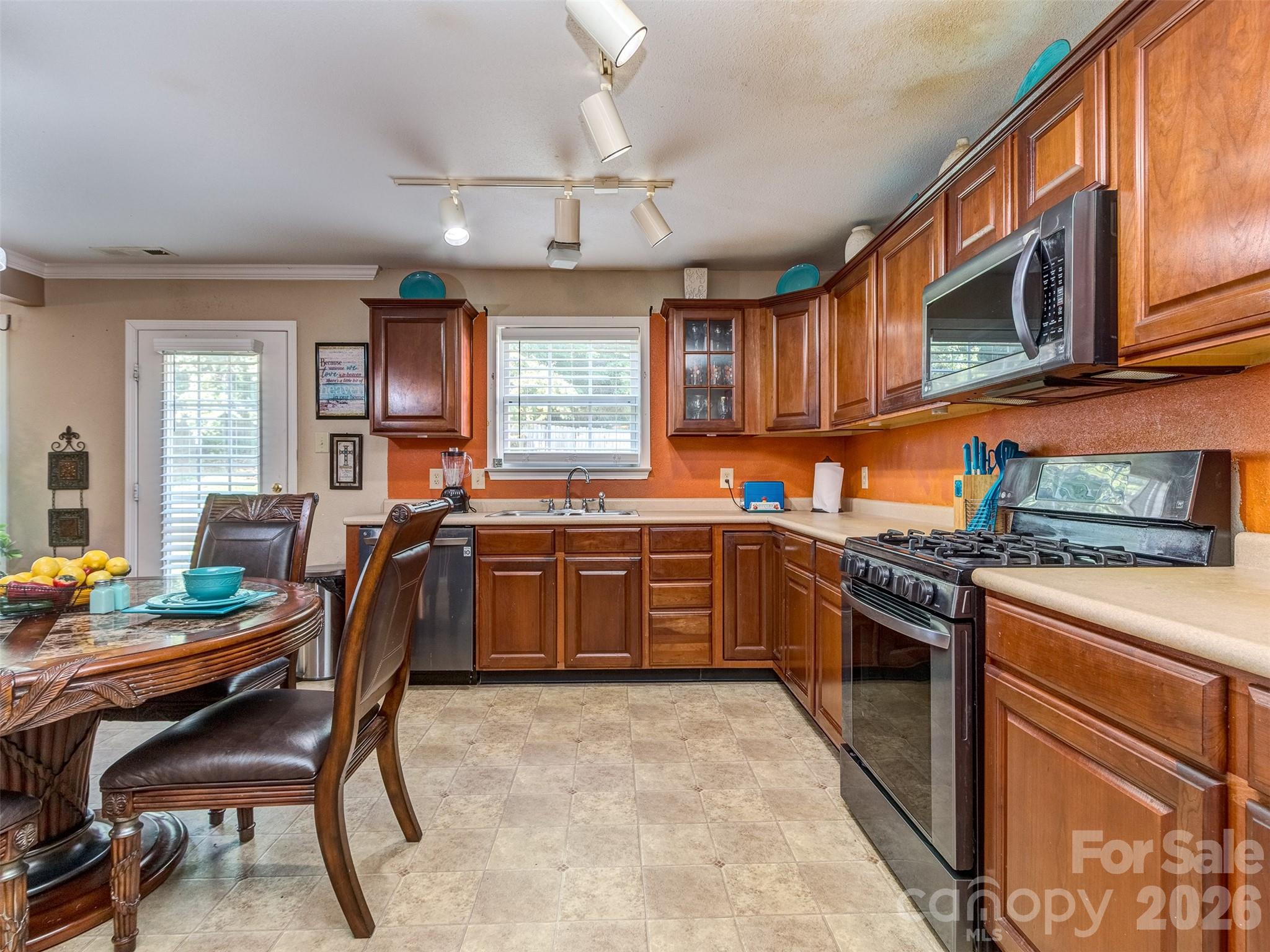 7829 Ponderosa Pine Lane Property Photo 13