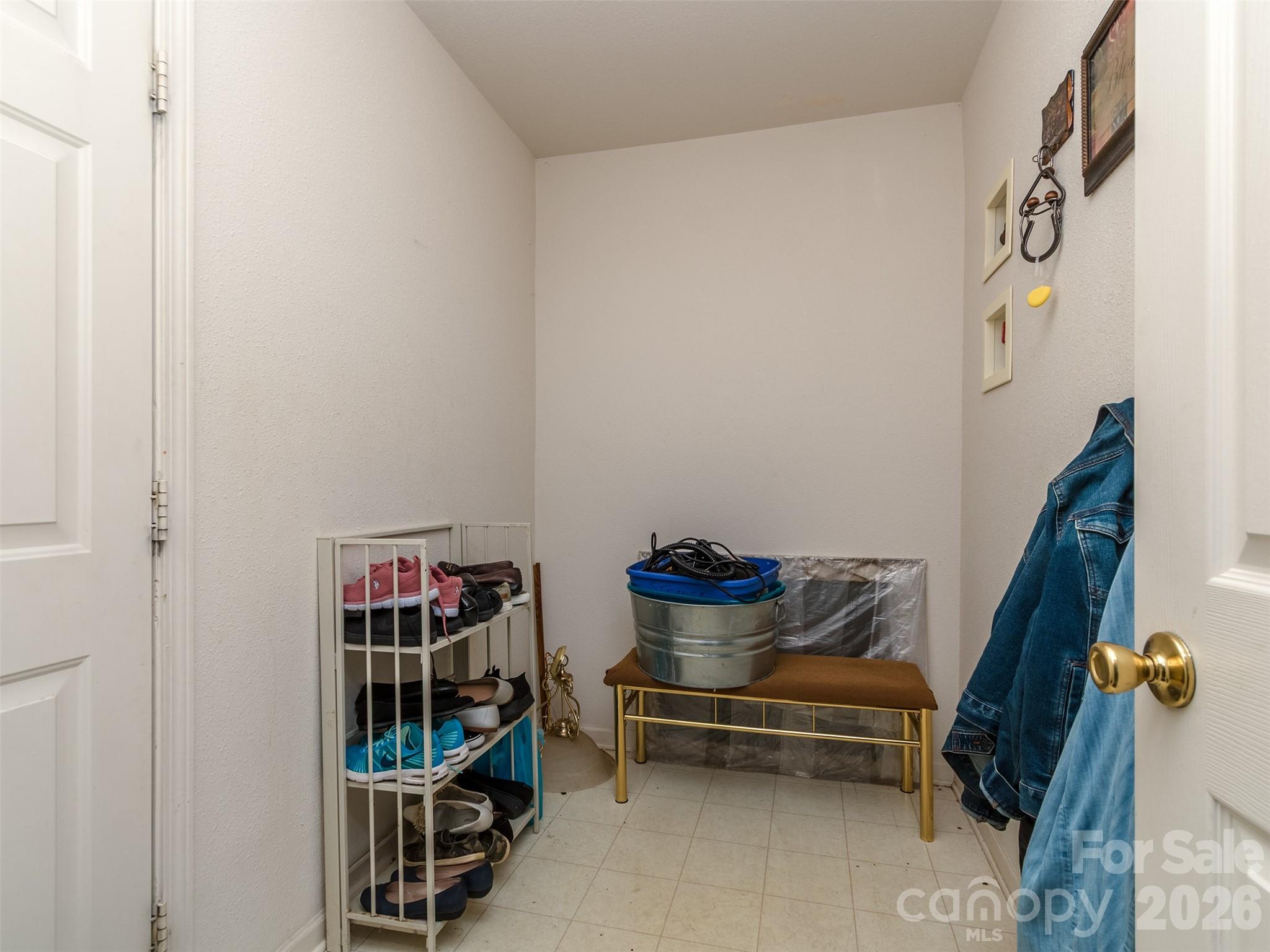 7829 Ponderosa Pine Lane Property Photo 18