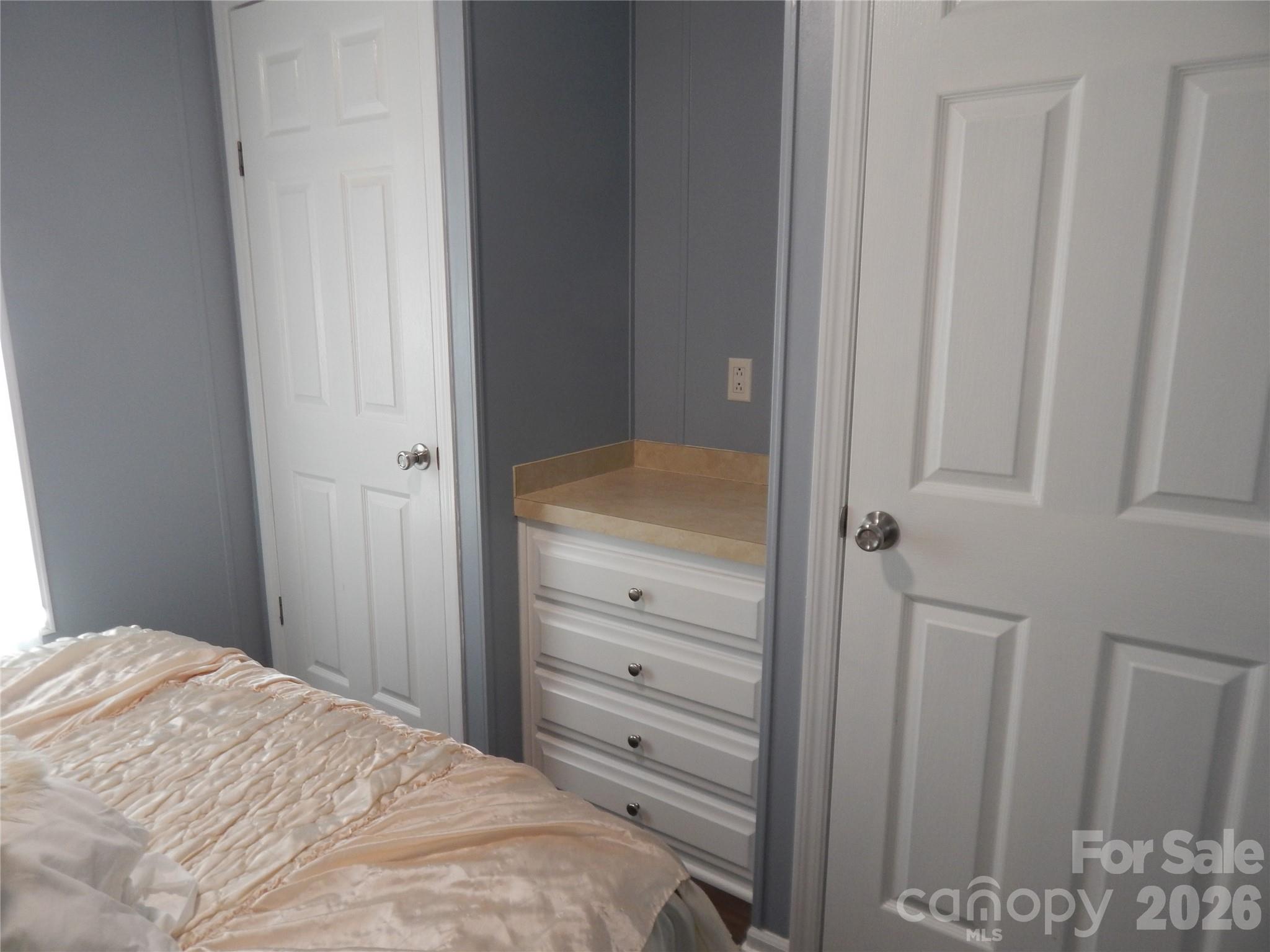 219 Pike Point Property Photo 12