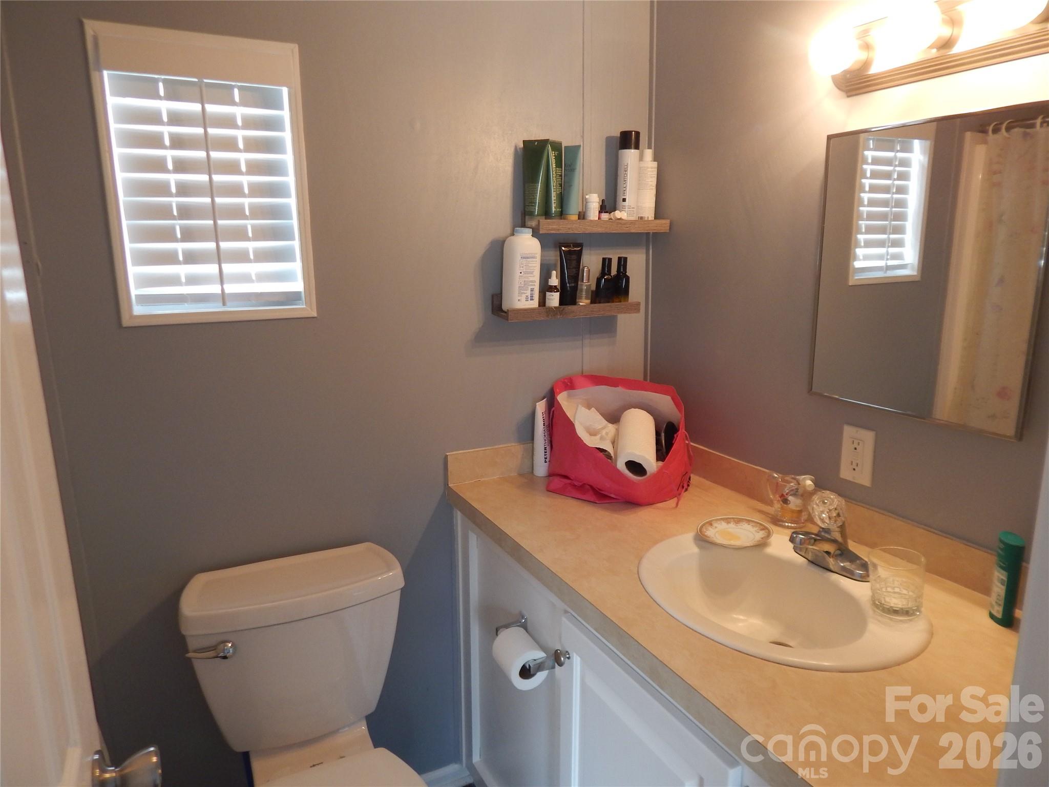219 Pike Point Property Photo 13