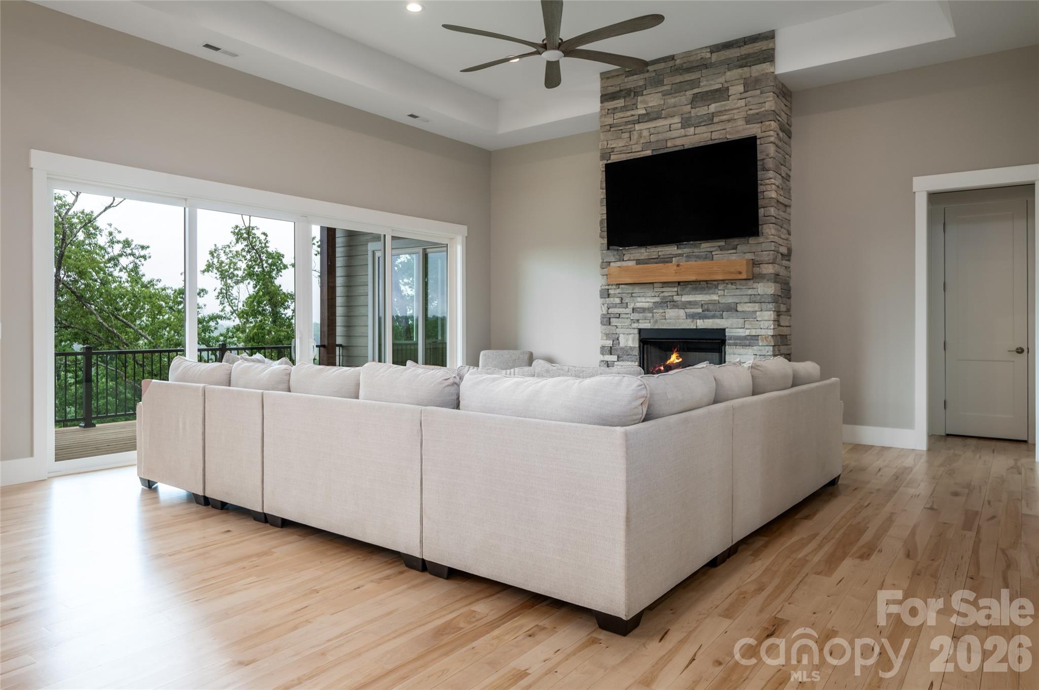 128 Saddle Ridge Drive Property Photo 8