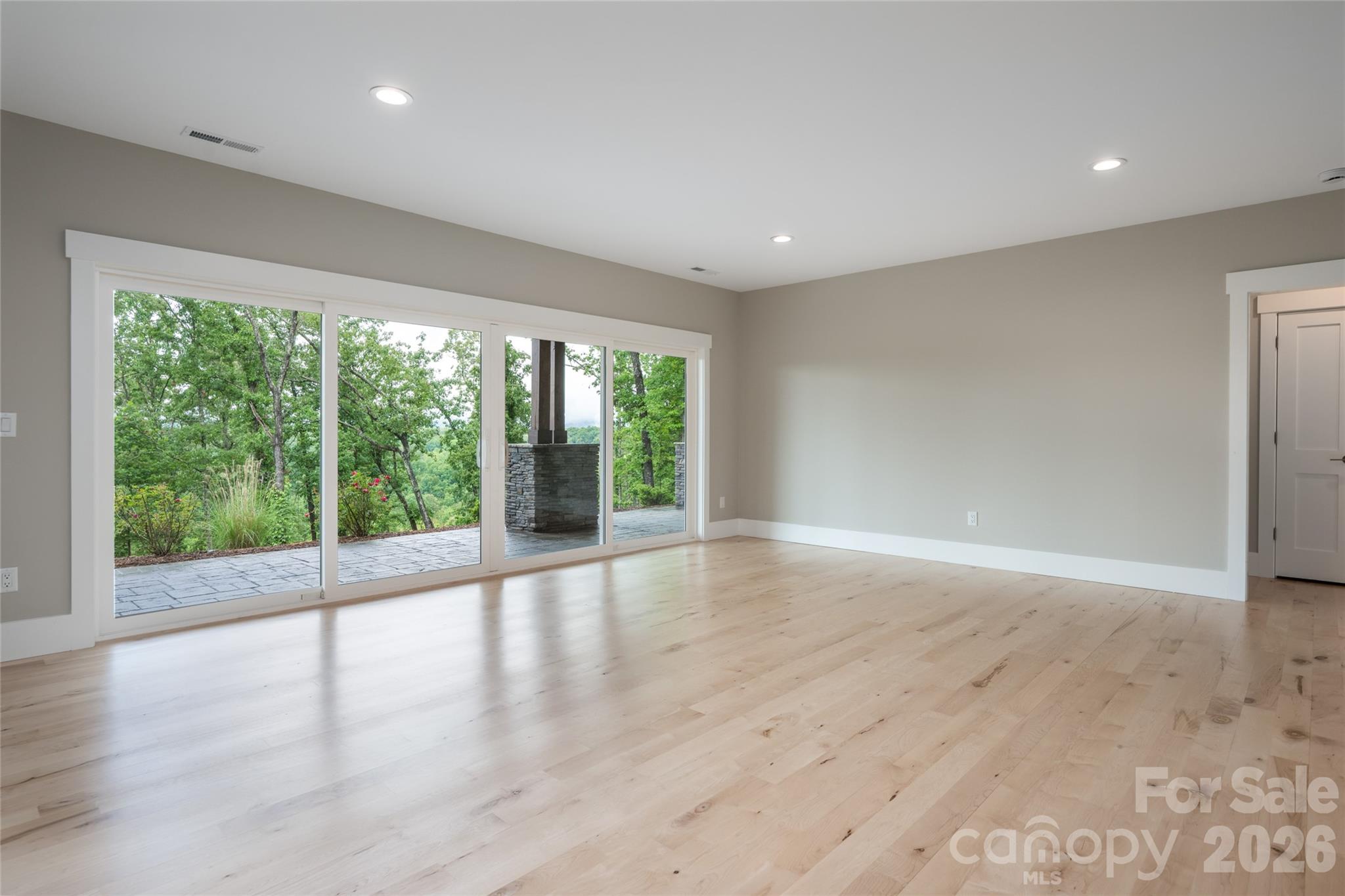 128 Saddle Ridge Drive Property Photo 29