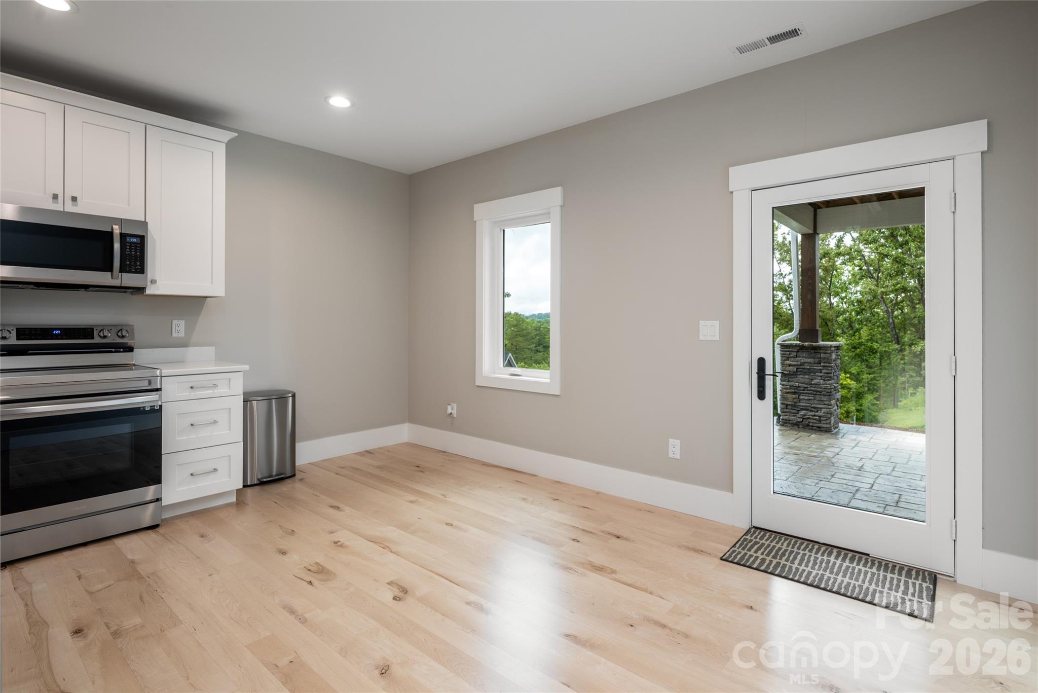128 Saddle Ridge Drive Property Photo 30