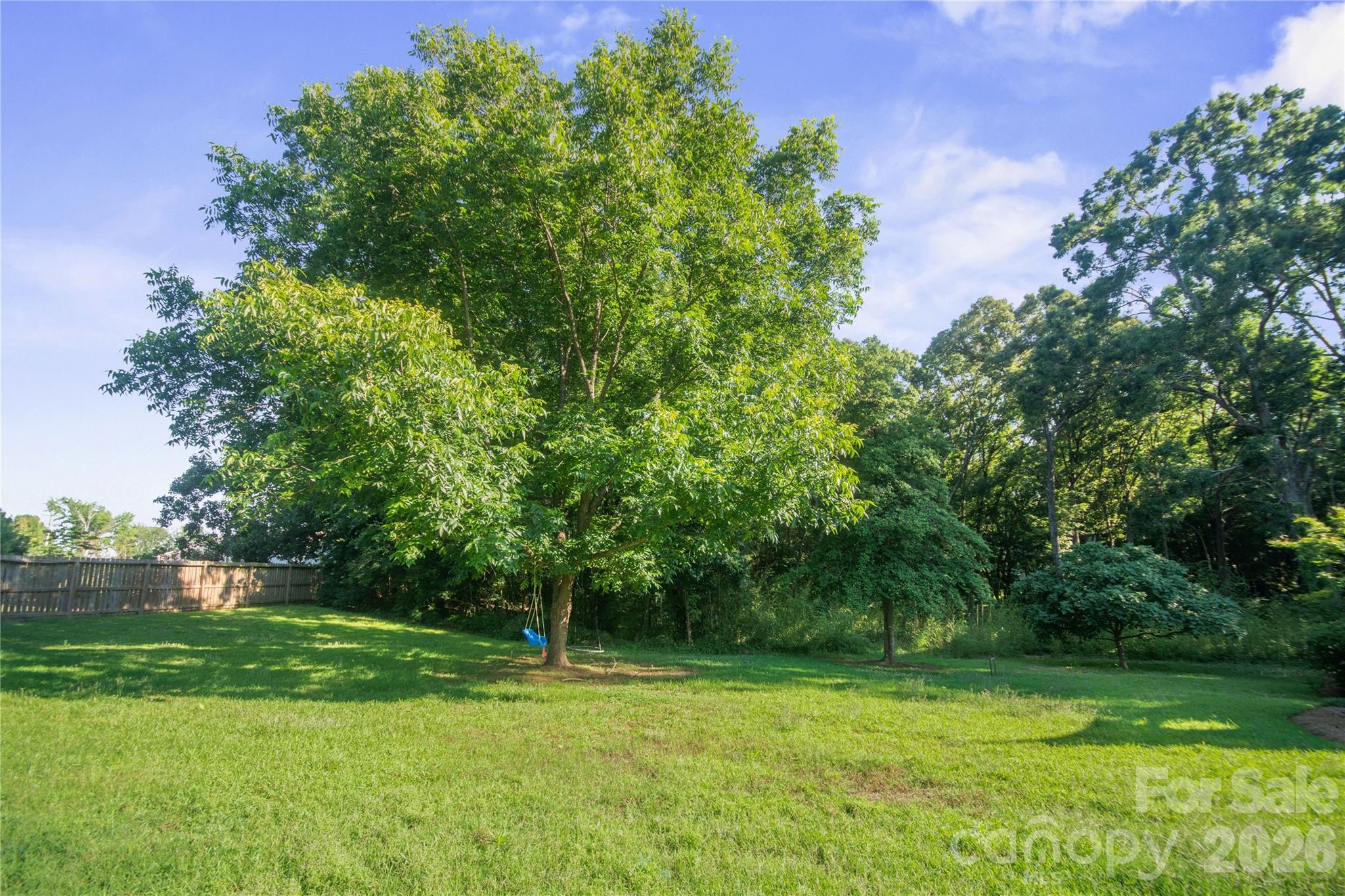 3303 Pikeview Road Property Photo 4