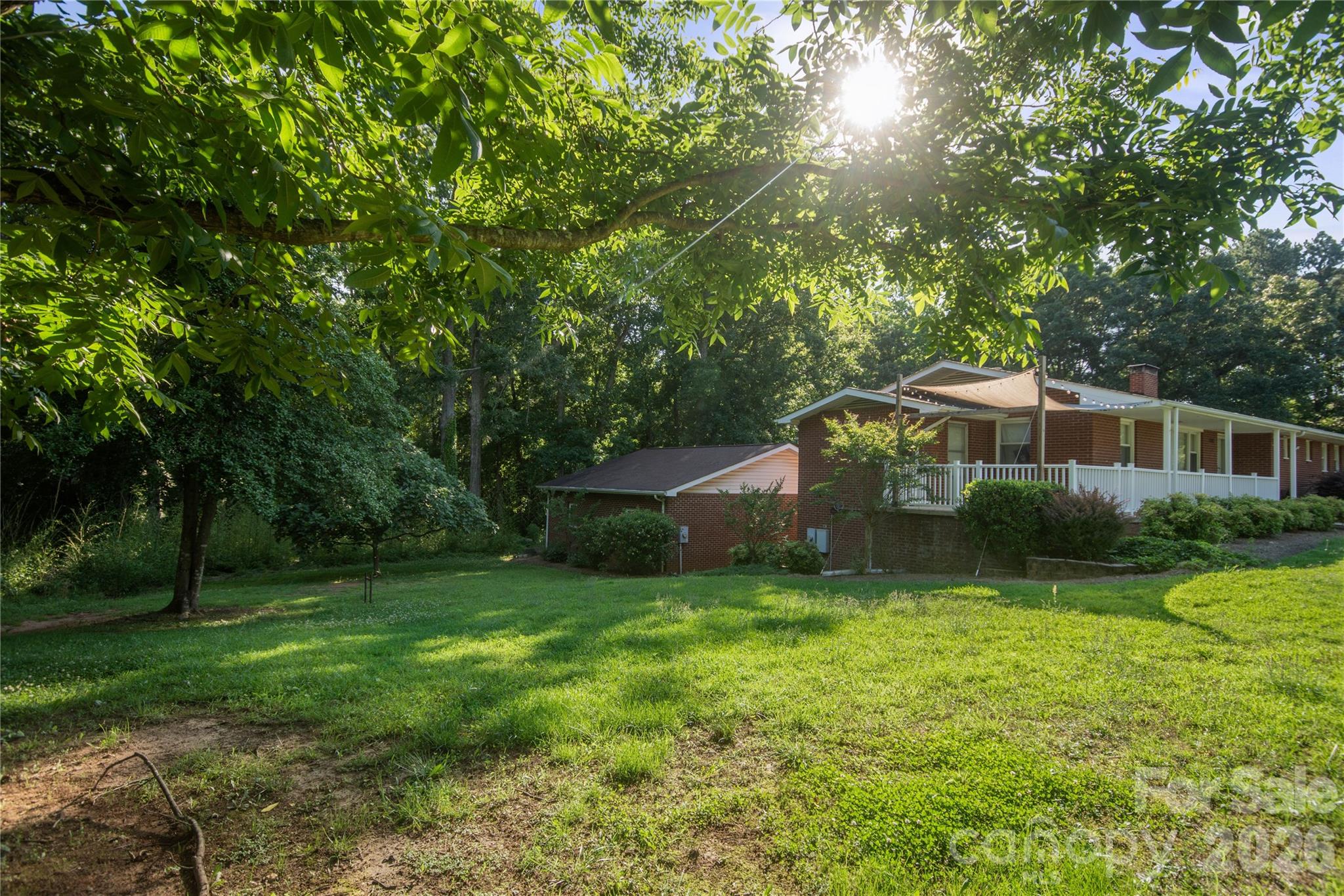 3303 Pikeview Road Property Photo 5