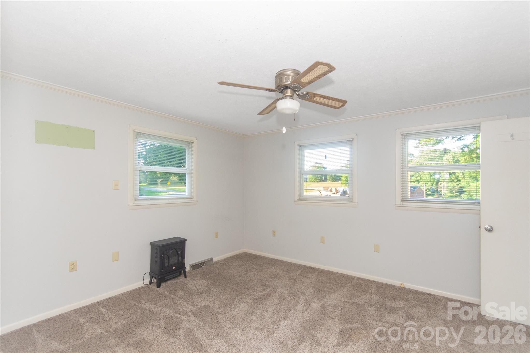 3303 Pikeview Road Property Photo 24