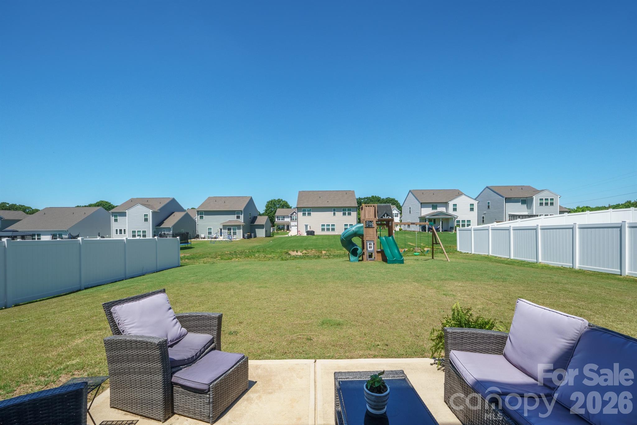 1295 Elizabeth Avenue Property Photo 24