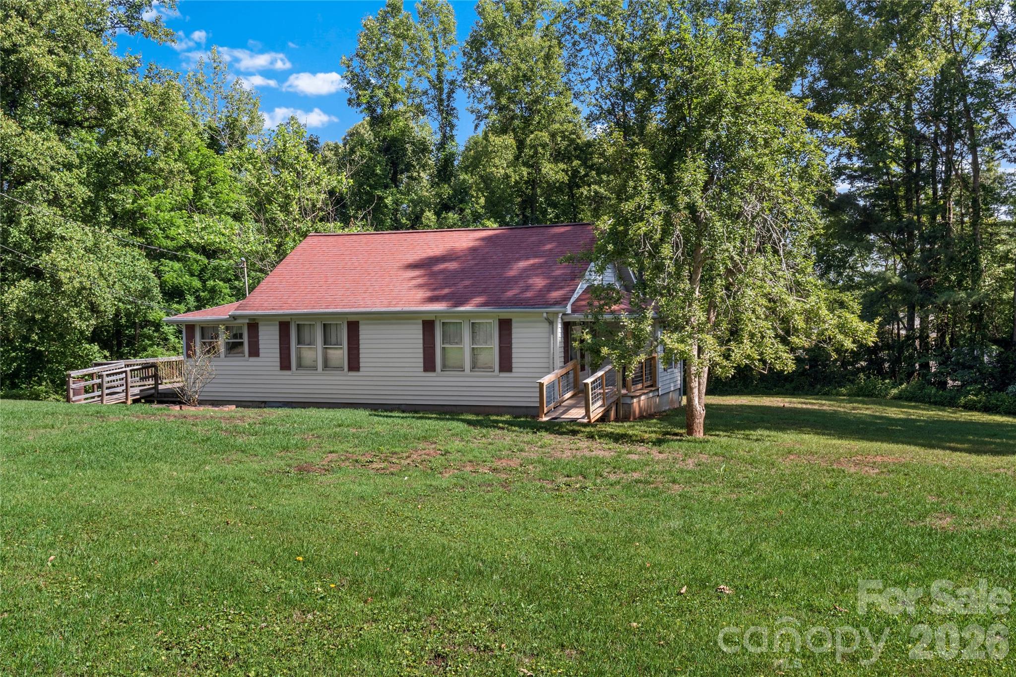 271 Little Ridge Road Property Photo 3