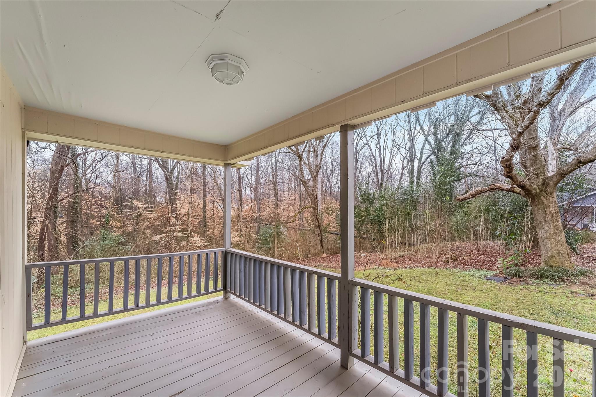 500 3rd Street Property Photo 4