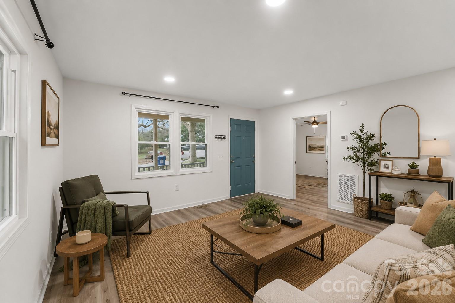 500 3rd Street Property Photo 7
