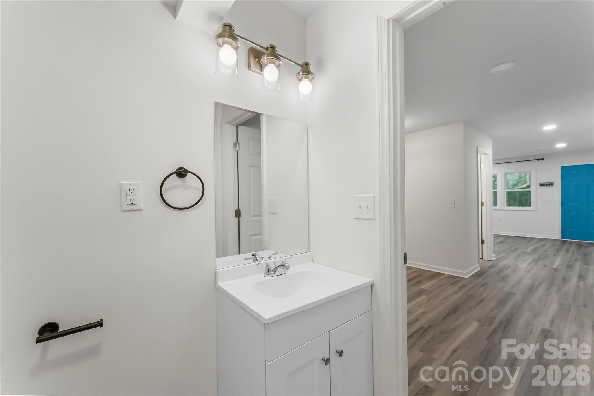 500 3rd Street Property Photo 18