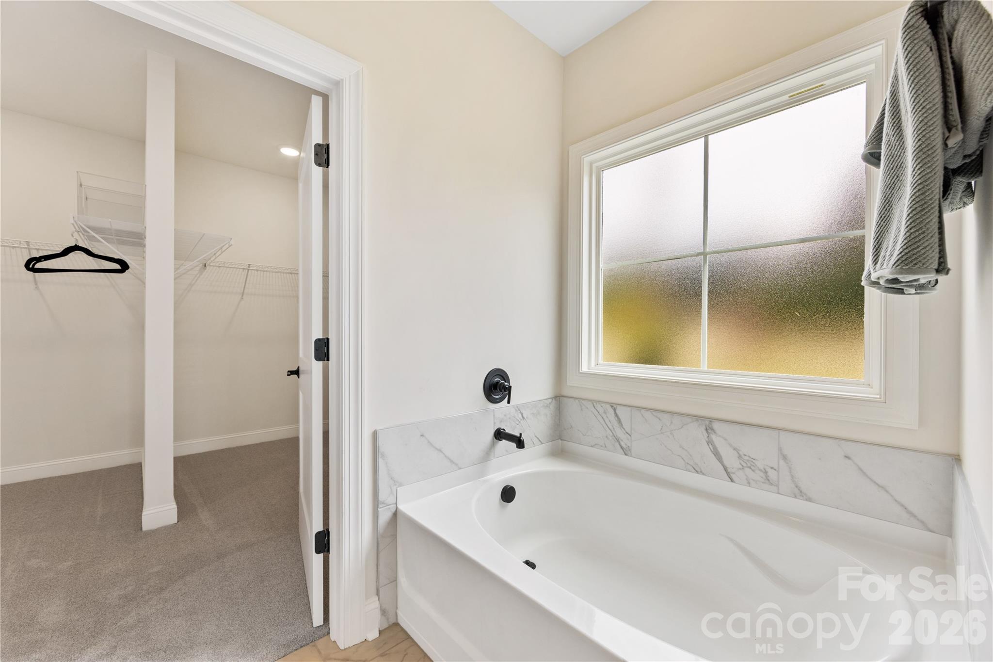 1270 Archer Loop 30 Property Photo 22