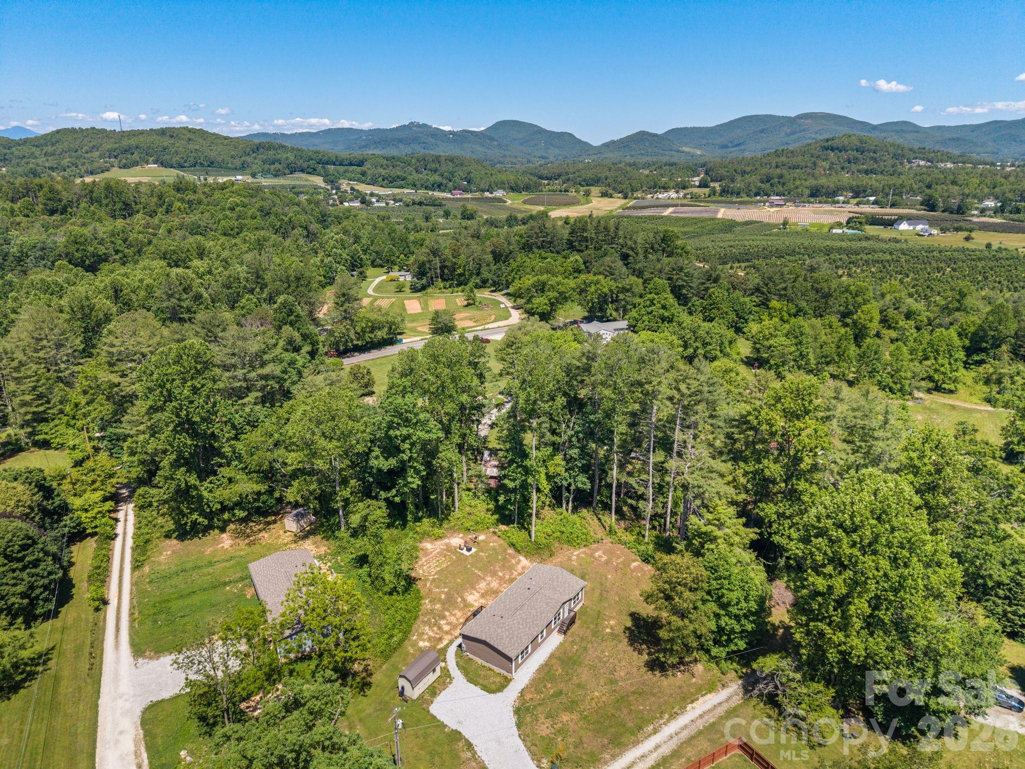 151 Field Sparrow Lane Property Photo 2