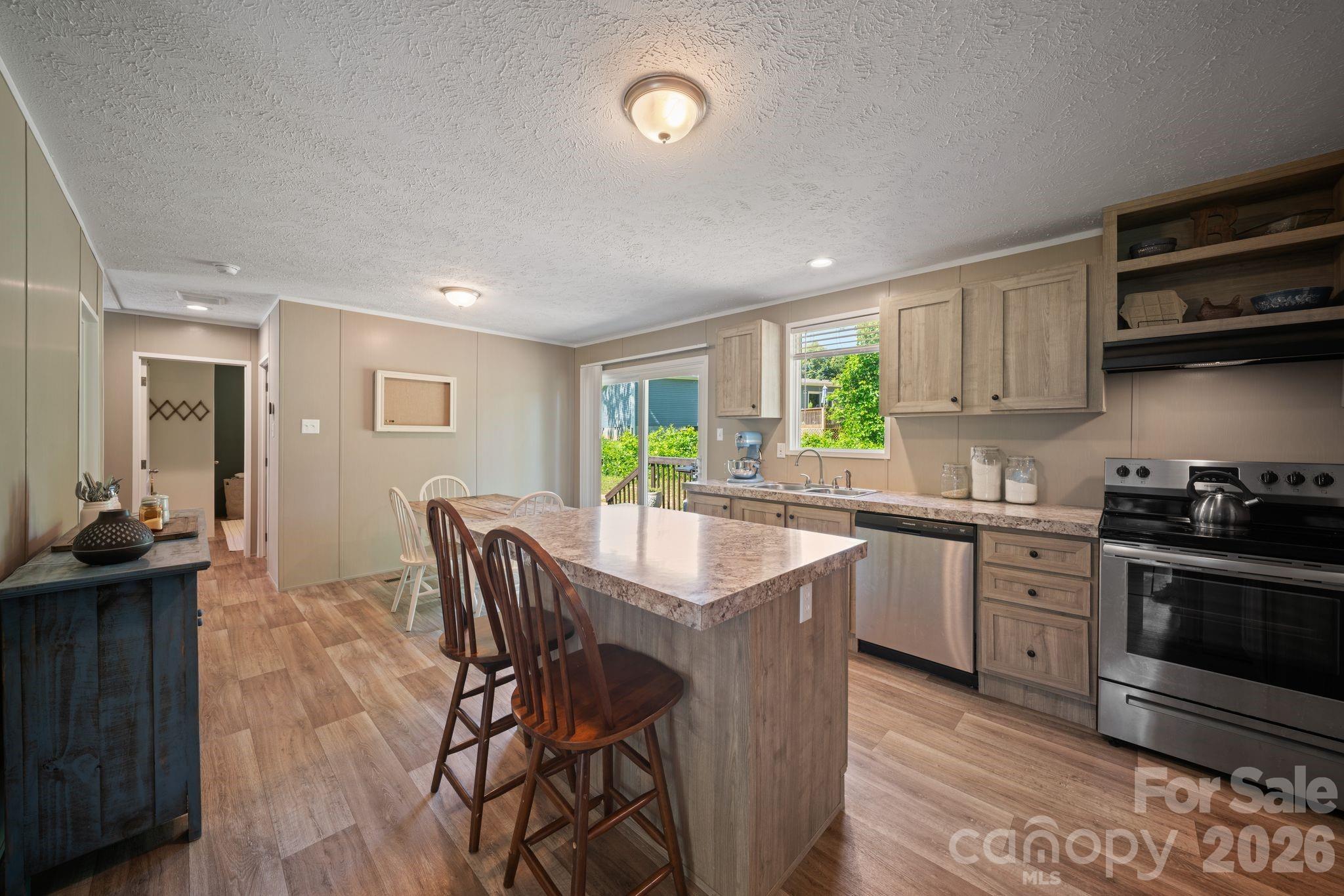 151 Field Sparrow Lane Property Photo 6