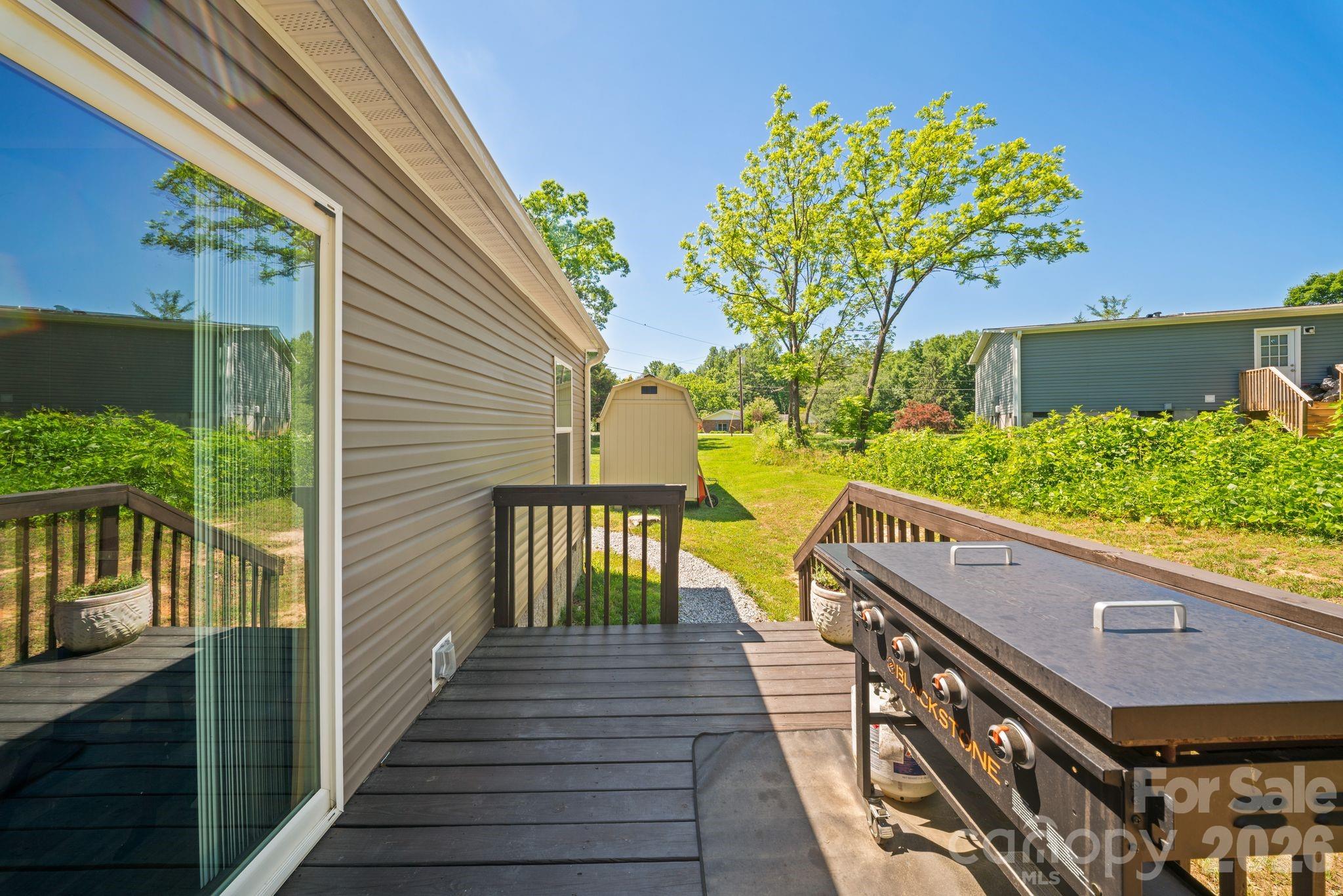 151 Field Sparrow Lane Property Photo 24