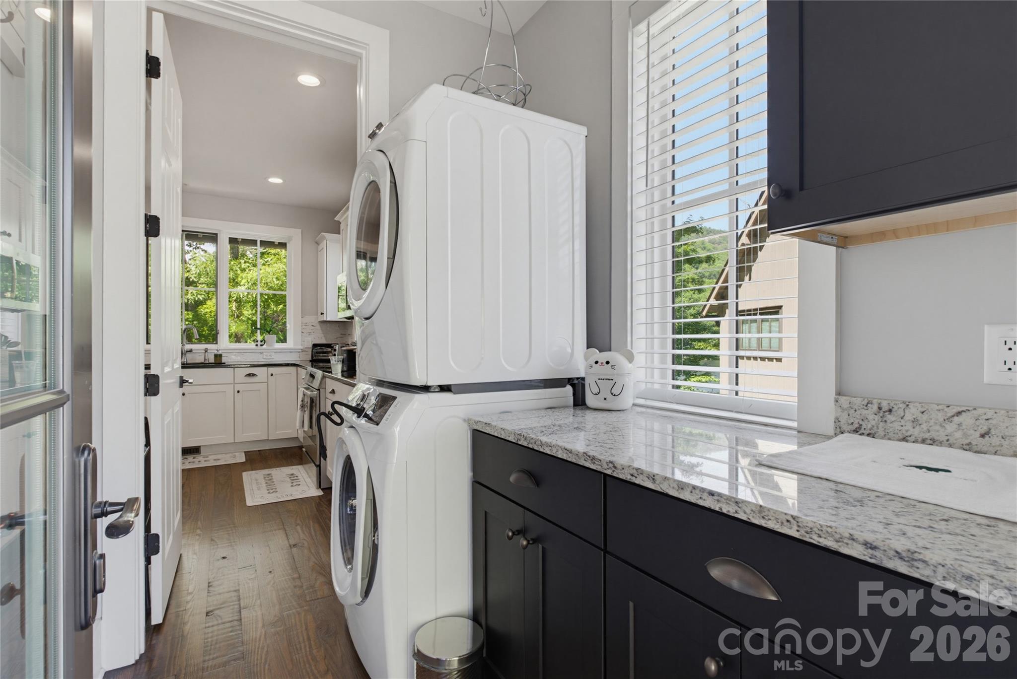 561 Harbor Ridge Drive Property Photo 17