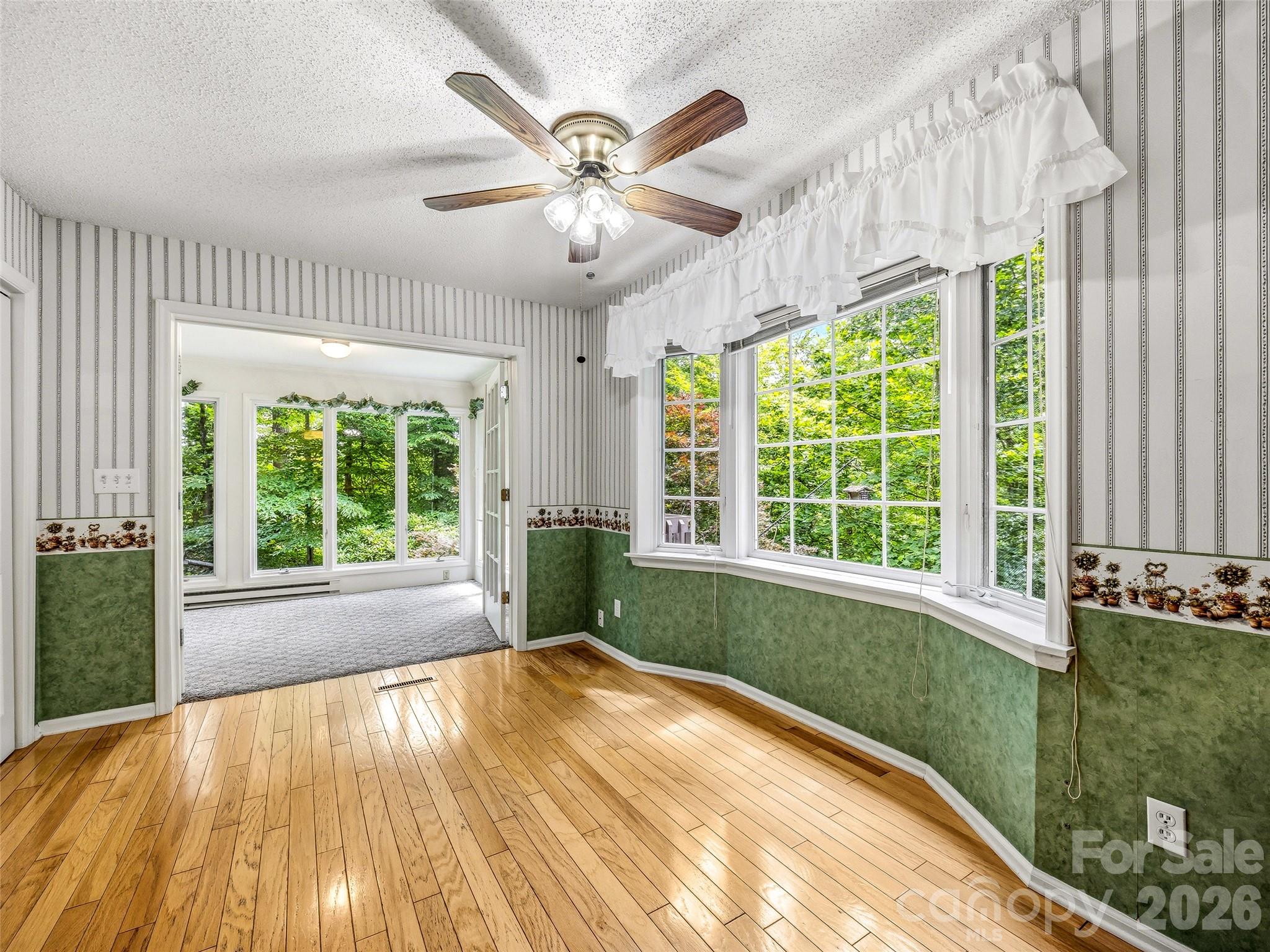 126 Surry Lane Property Photo 13