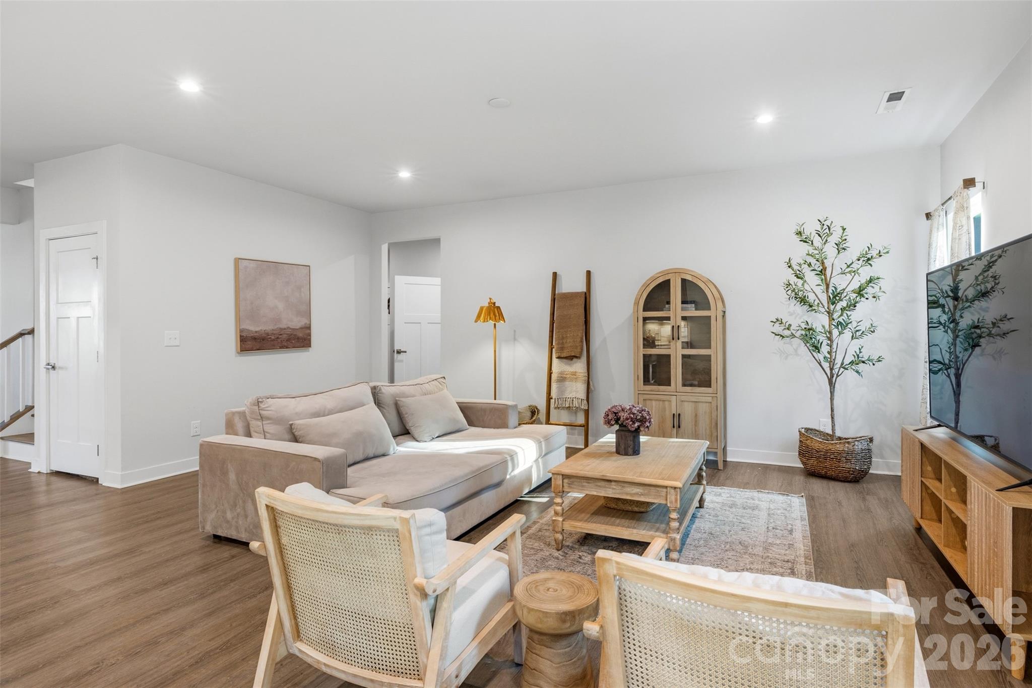 3074 Ballester Road Property Photo 10