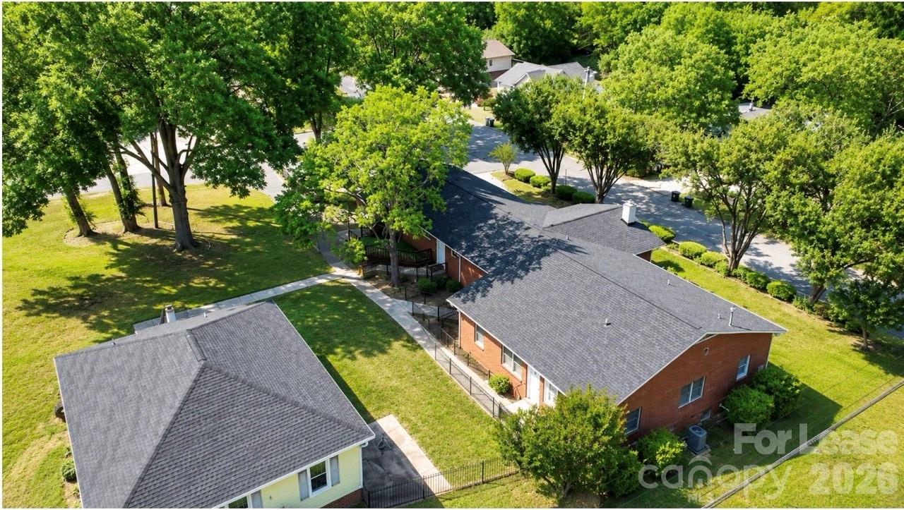848 Old Charlotte Road Property Photo 2