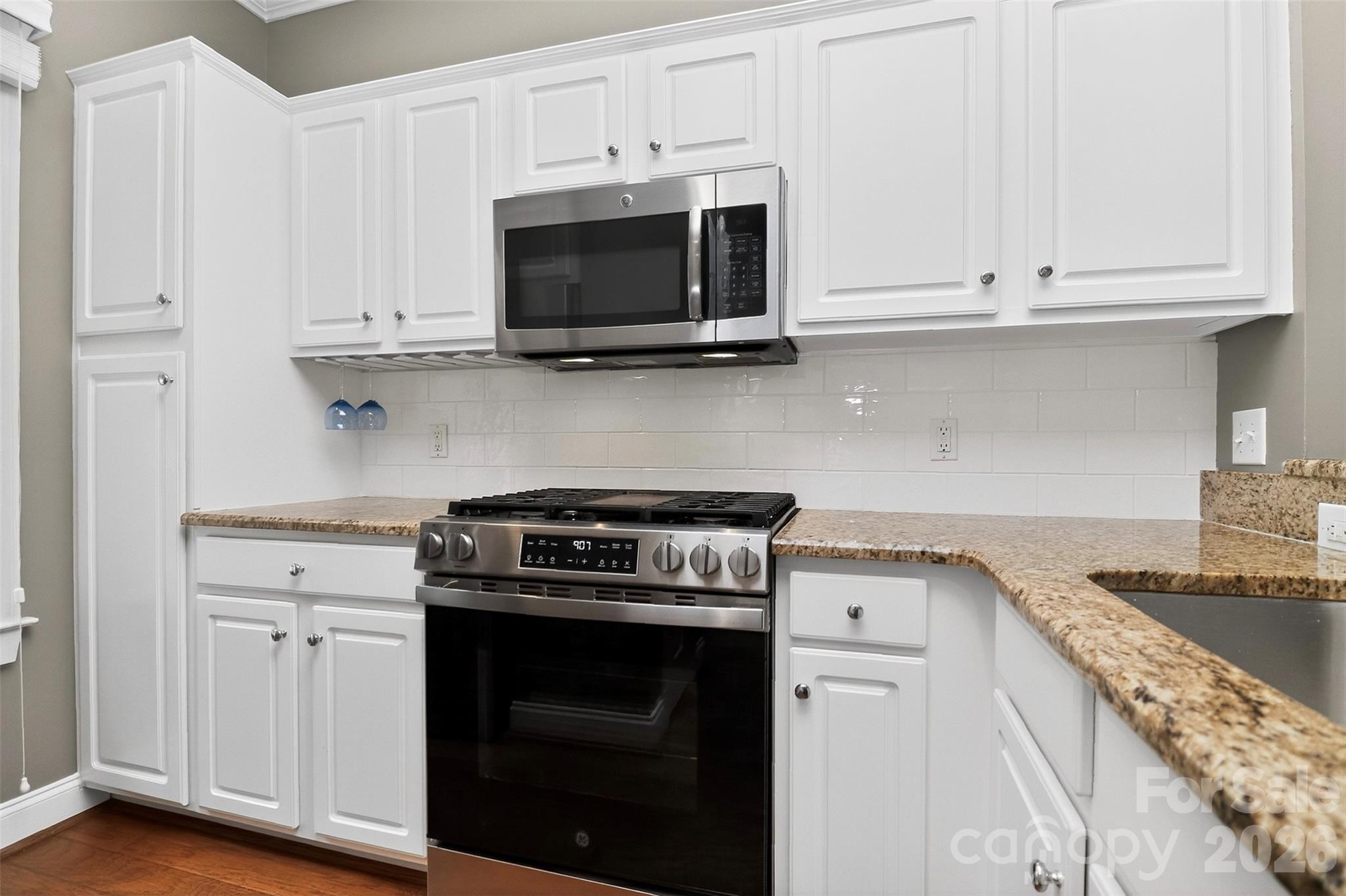 1073 Park West Drive Property Photo 15